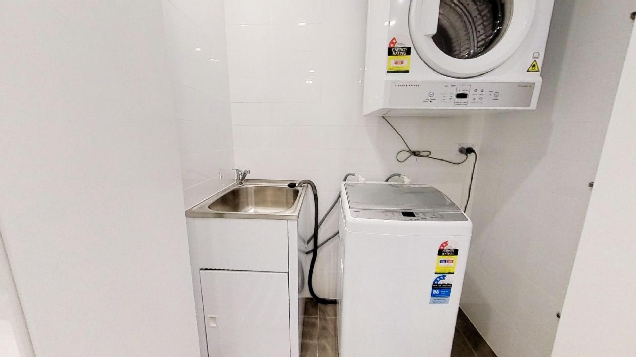 Green Square 2 Bedroom Bourke Street GS2127-Sydney short term rentals