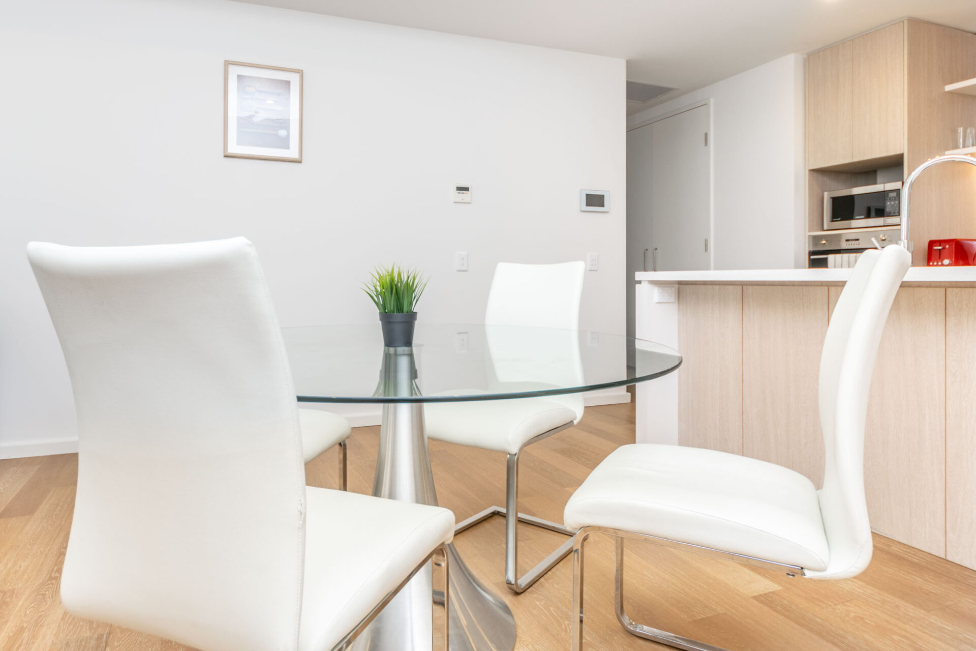 Maroubra 2 Bedroom Anzac Parade MAR7-Sydney short term rentals