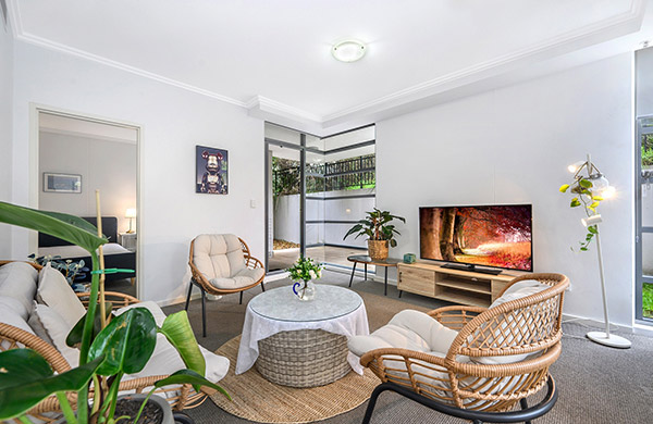 Neutral Bay 2 Bedroom Wycombe Road NB225 