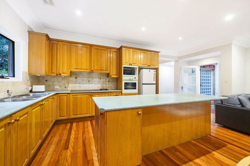 Chatswood 5 Bedroom House Centennial Avenue CW35-Sydney short term rentals