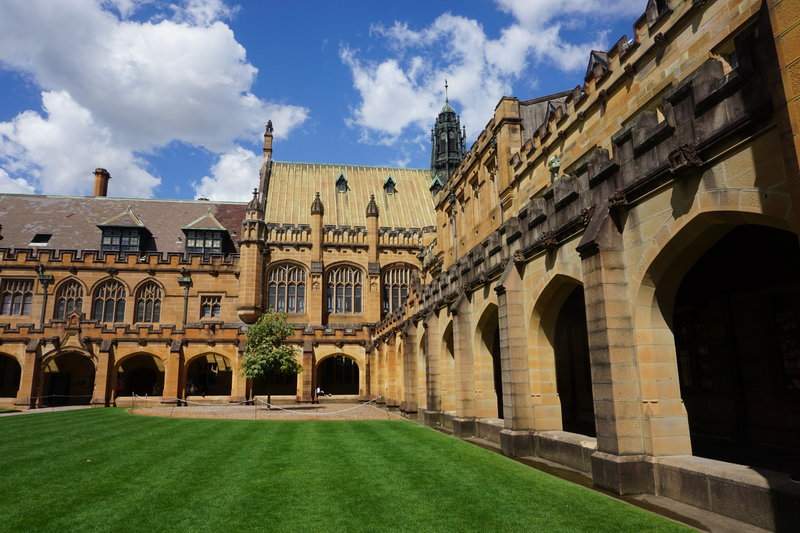 Sydney Uni-Meadow Moonshine