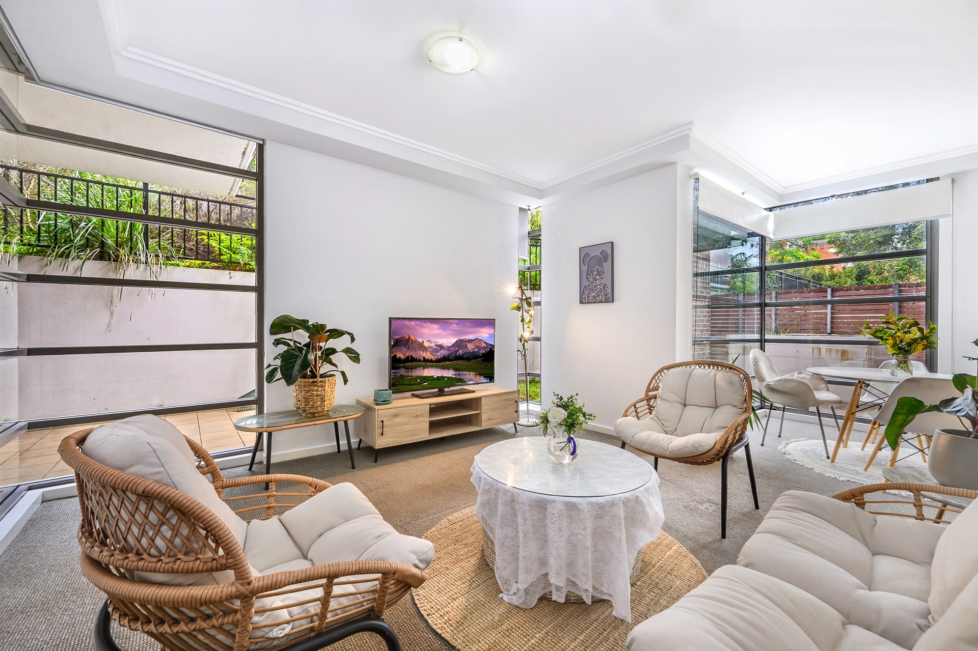 Neutral Bay 2 Bedroom Wycombe Road NB225 -Sydney short term rentals