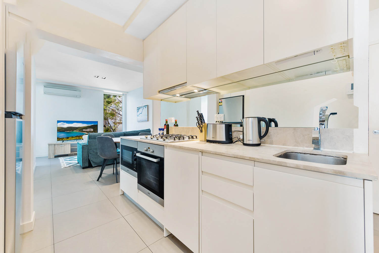 Concord 2 Bedroom Wellbank Street CON226-Sydney short term rentals