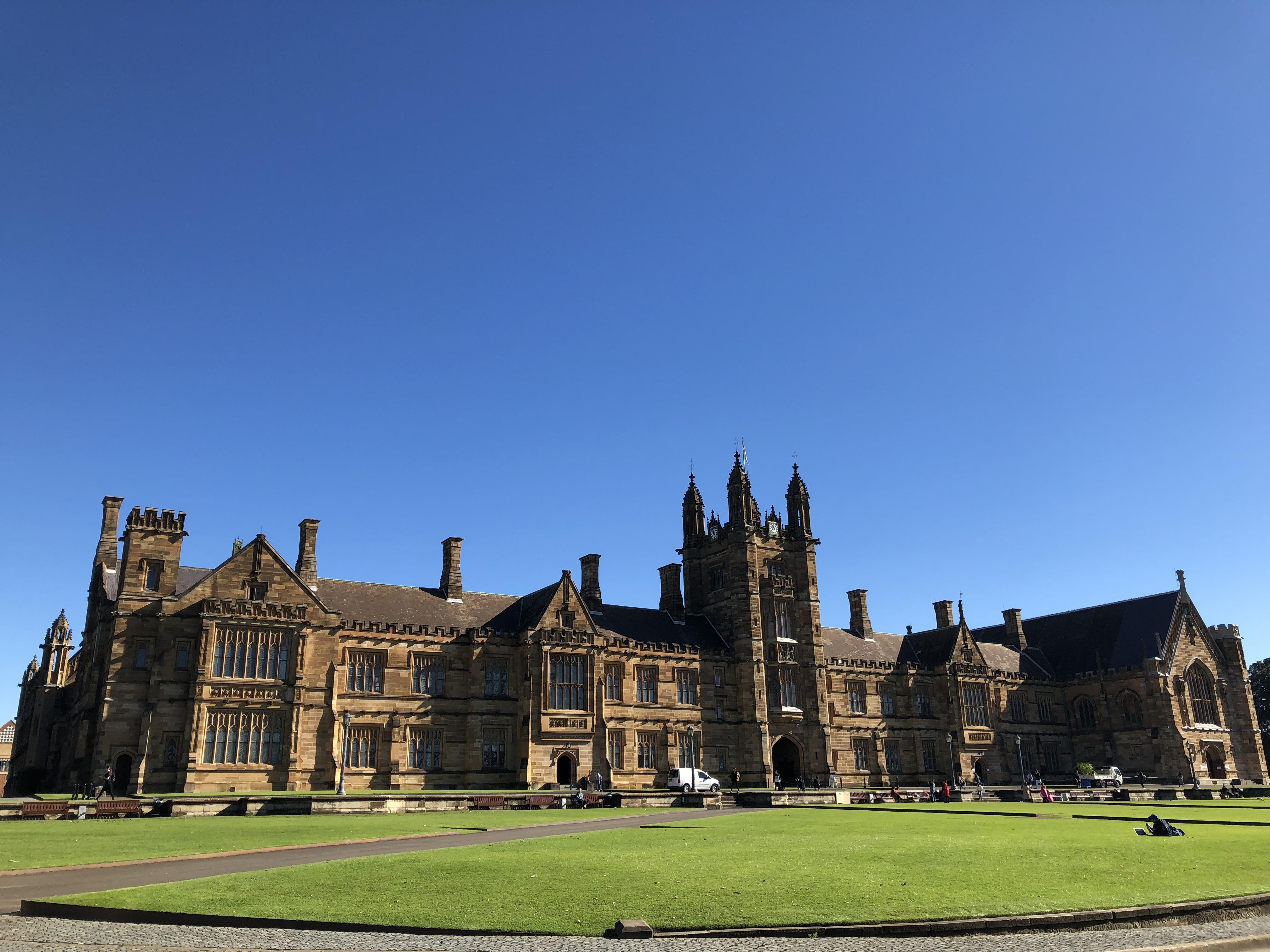 Sydney Uni-Wolf Ravenwood