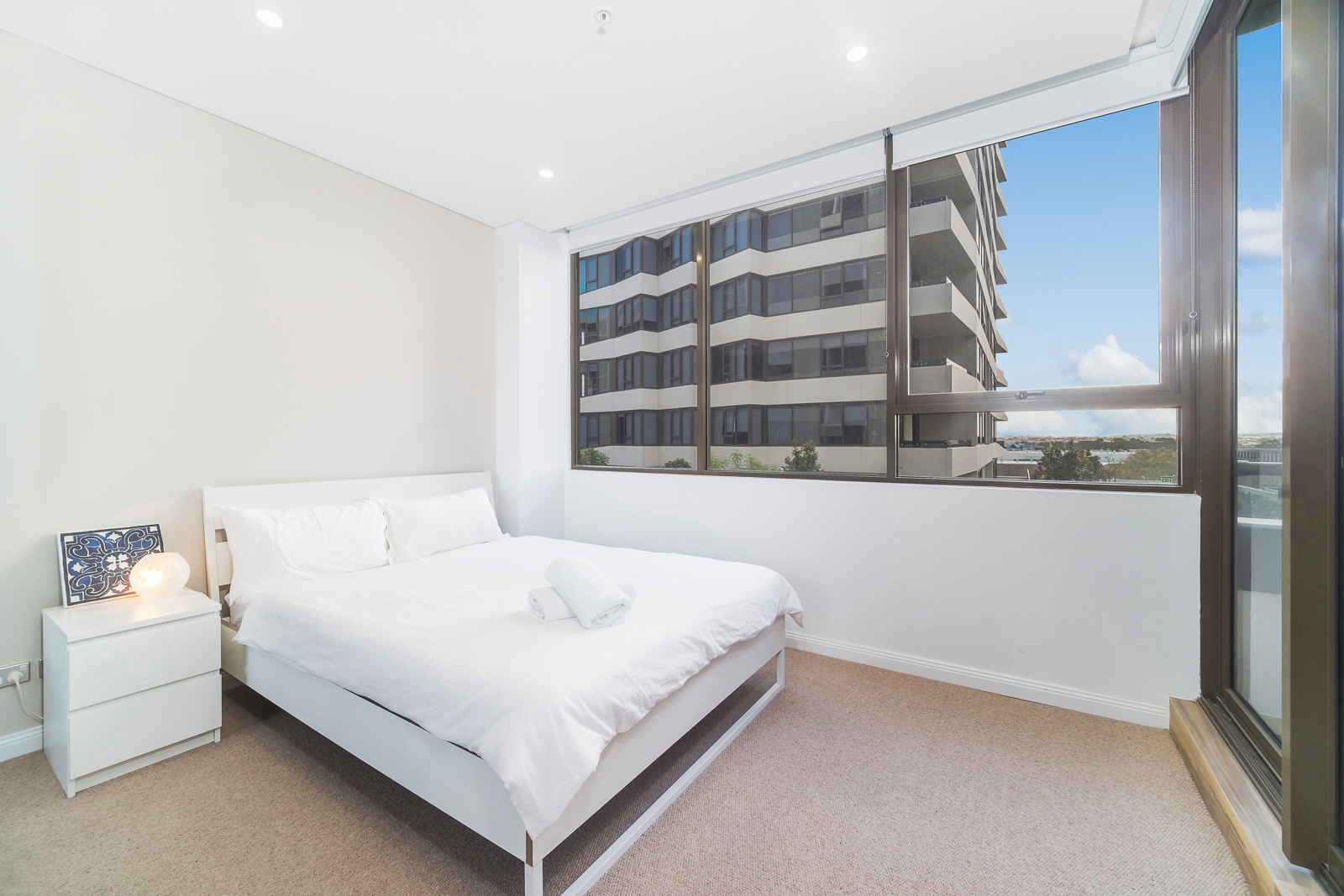 Mosman 2 Bedroom Raglan Street MOS511 -Sydney short term rentals