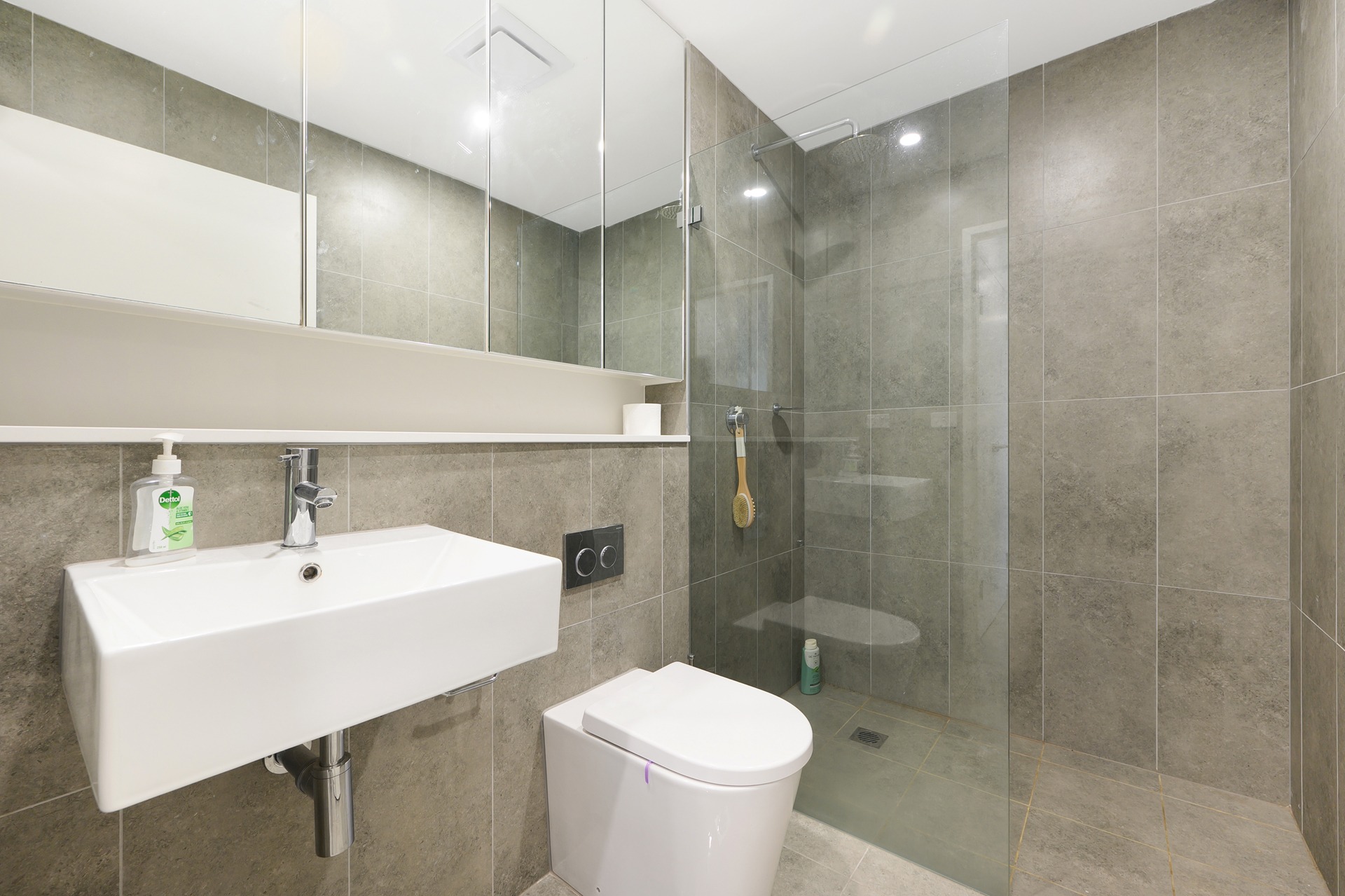 Surry Hills 1 Bedroom Albion Street SH112-Sydney short term rentals