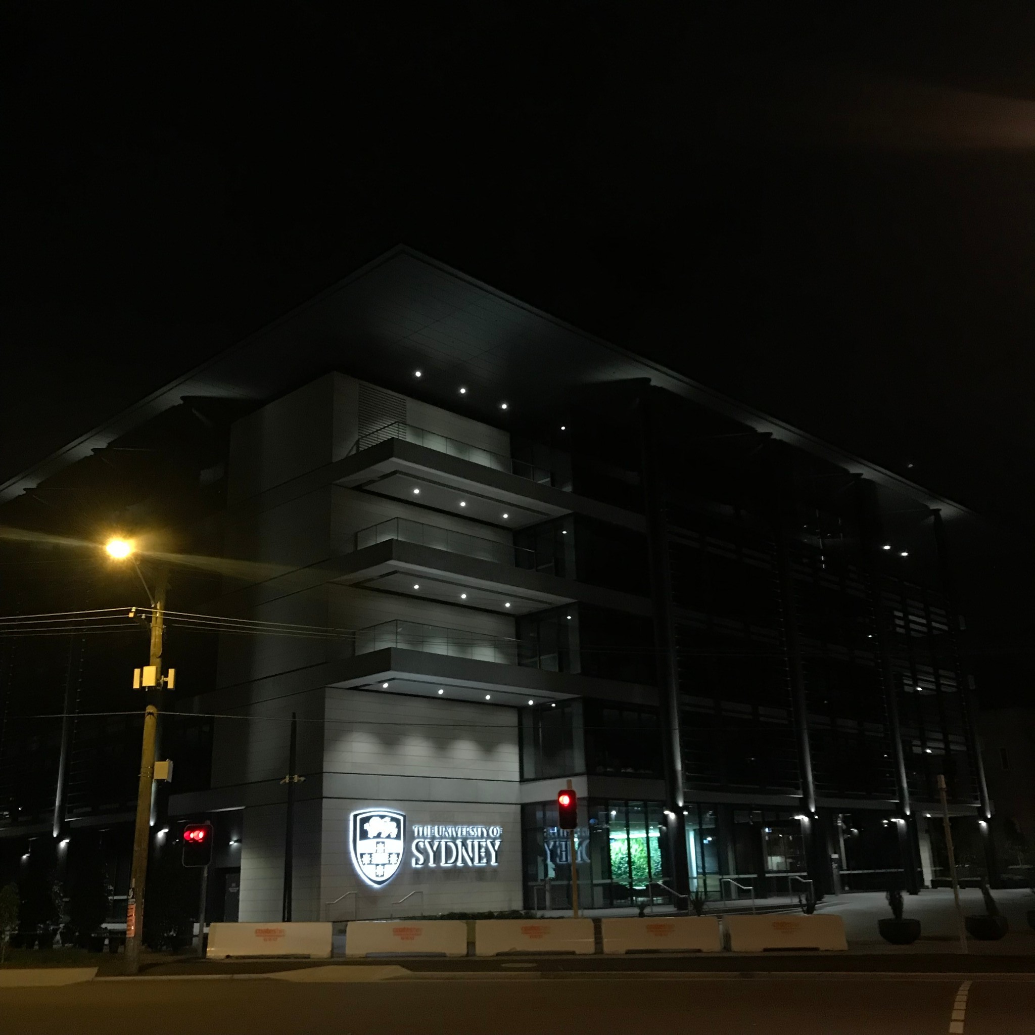 Sydney Uni-Aurora Stormshine