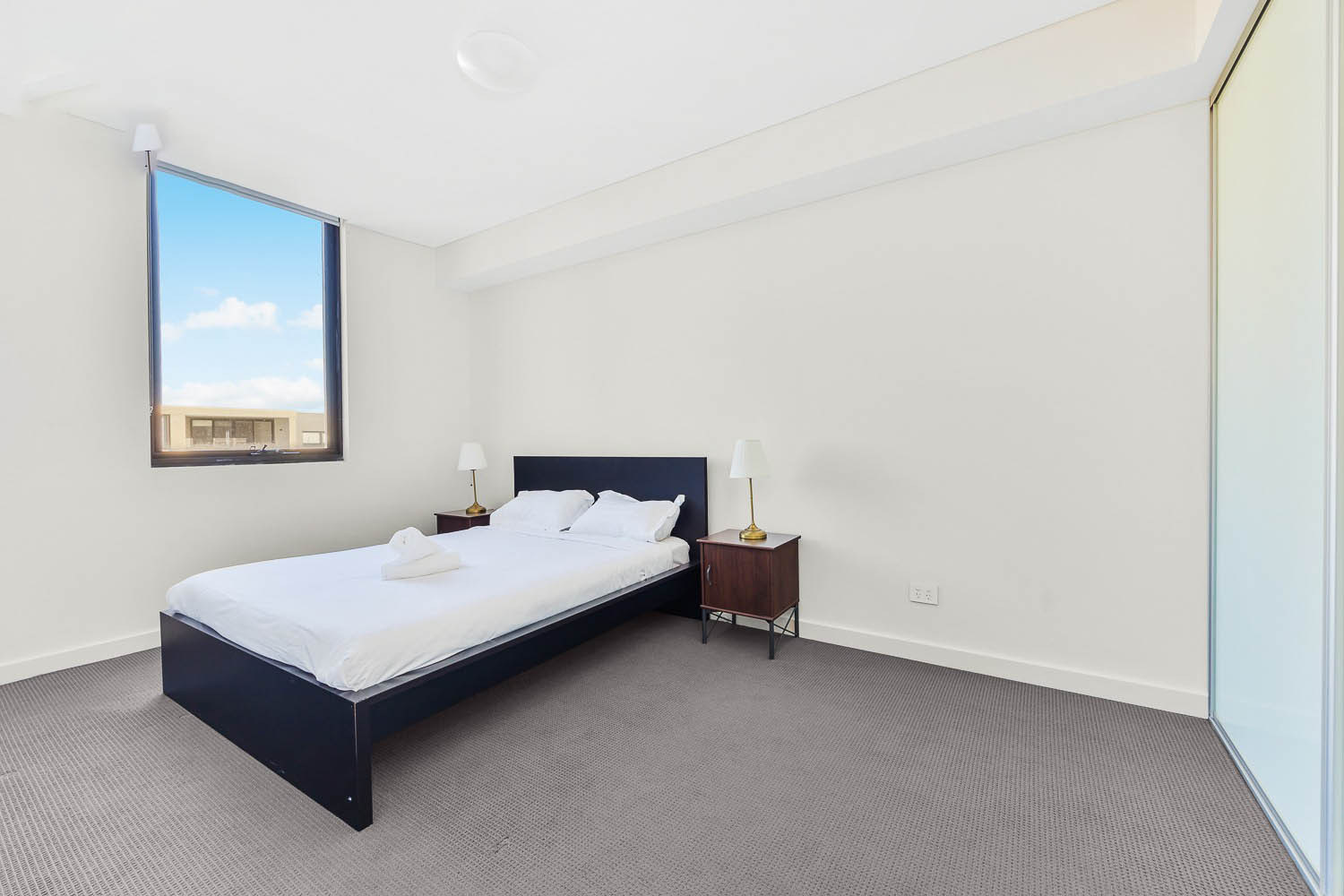 Meadowbank 1 Bedroom Bay Drive ME147-Sydney short term rentals