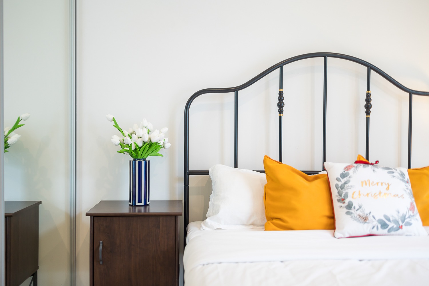 Newington 2 Bed Avenue of Europe NEW2728-Sydney short term rentals