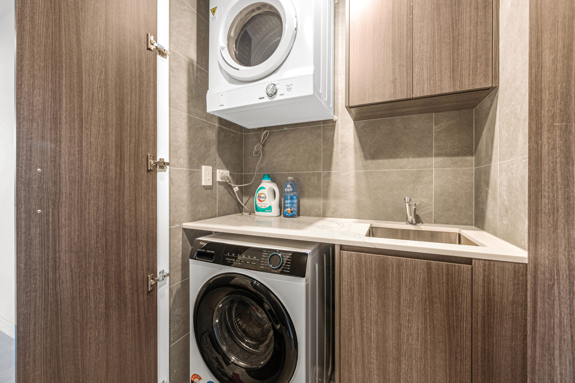 Strathfield South 2 Bedroom Augusta Street SS274-Sydney short term rentals