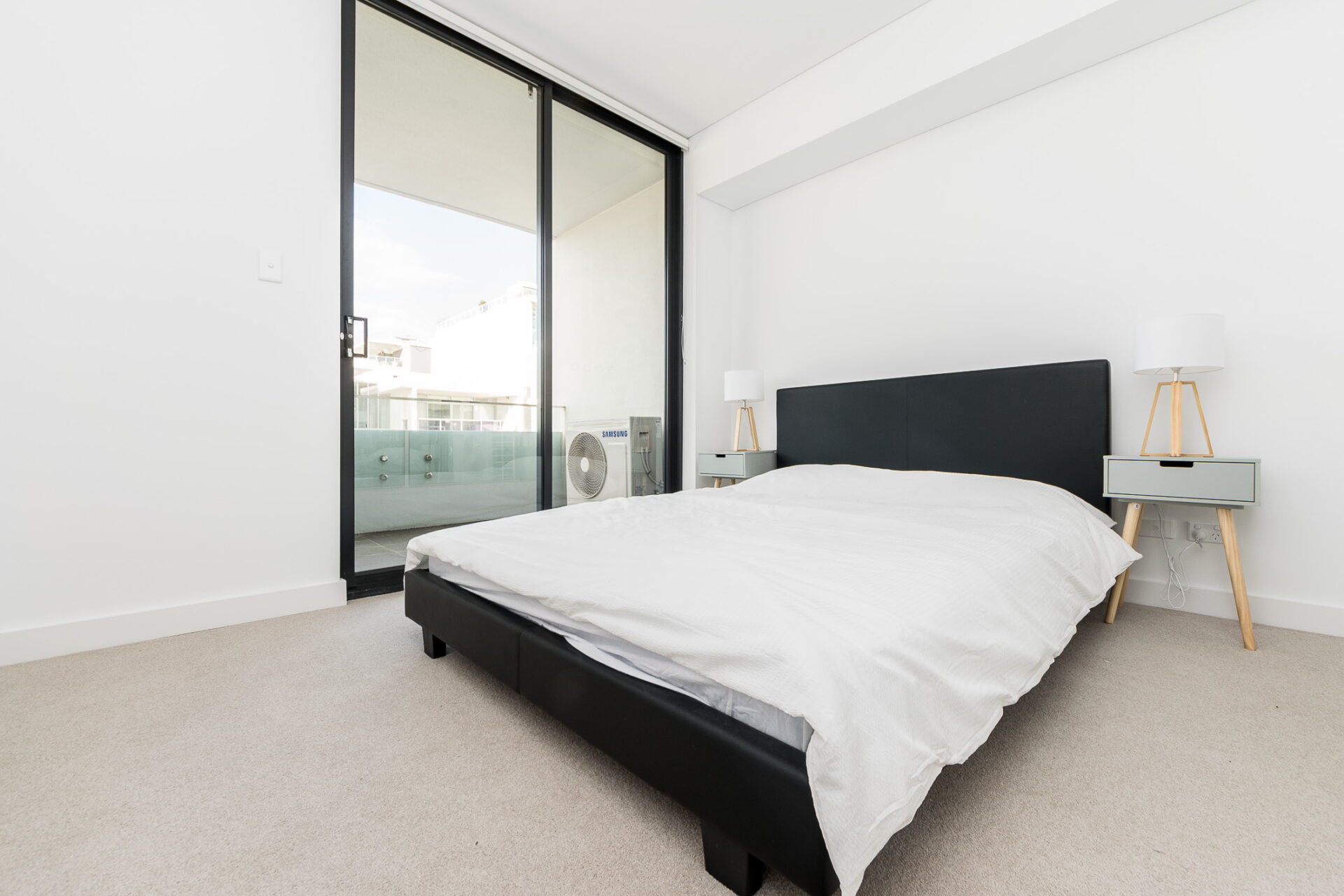 Mortlake 1 Bedroom Edwin Street MORT10-Sydney short term rentals