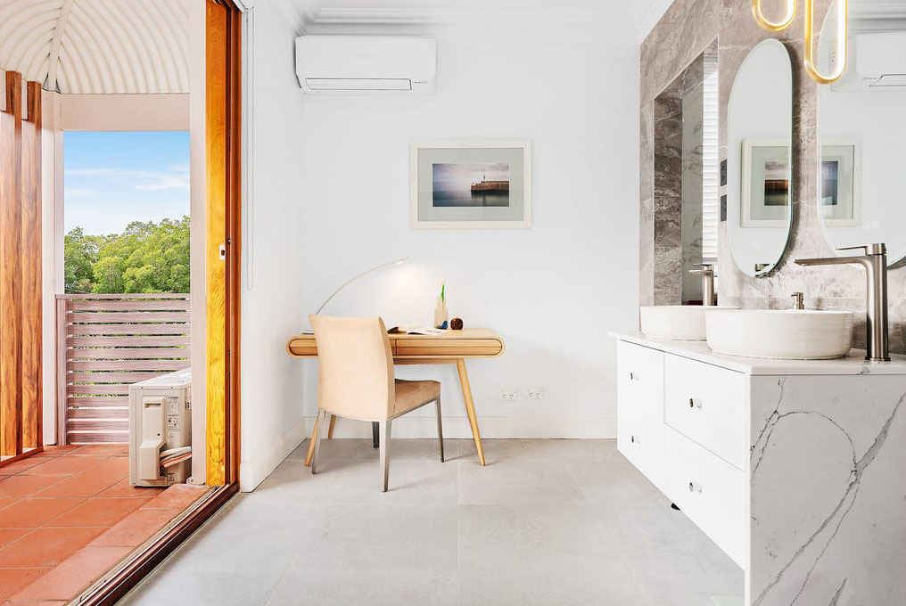 Balmain 4 Bedroom House Darling Street BAL416-Sydney short term rentals