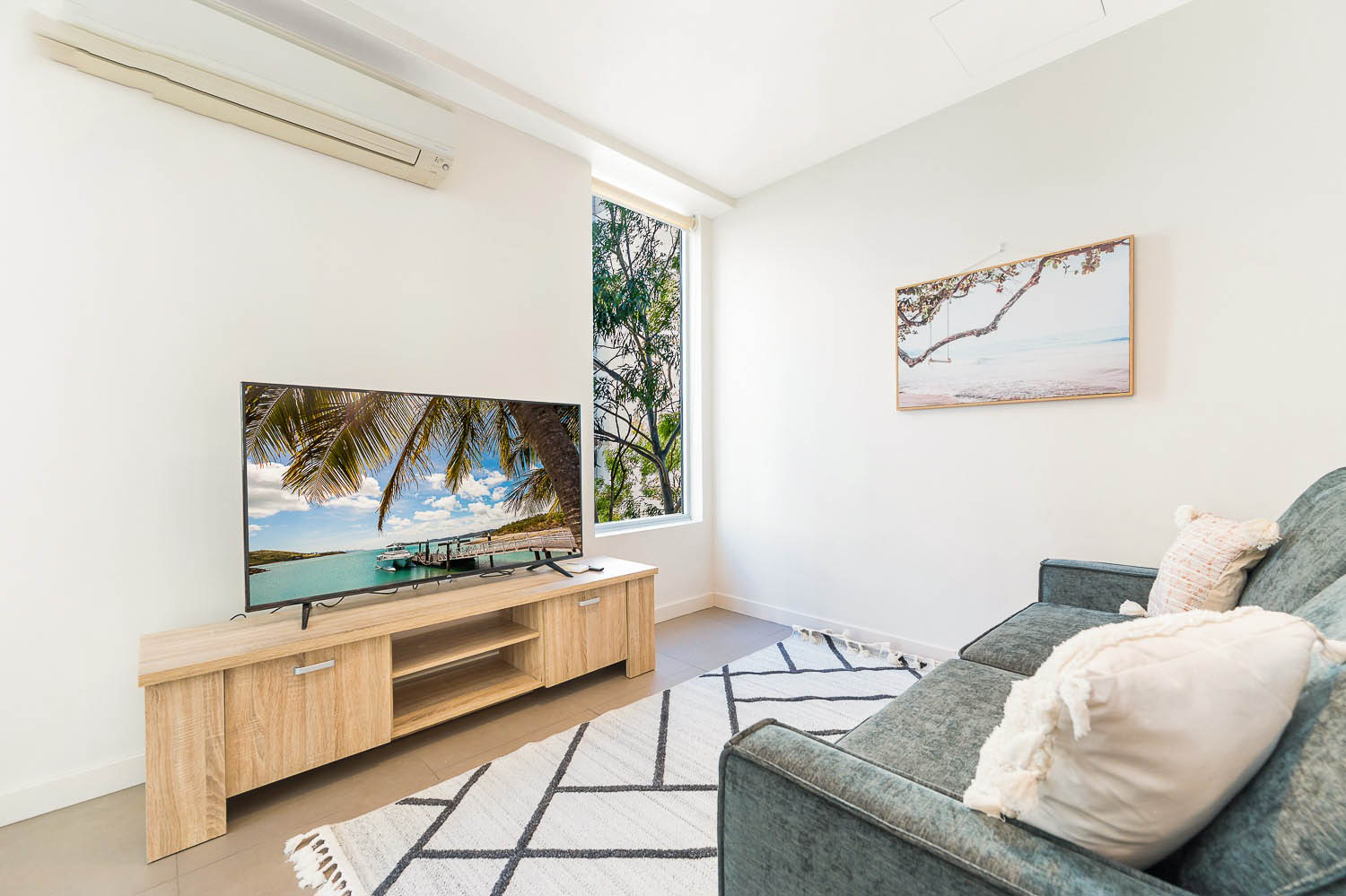 Concord 2 Bedroom Wellbank Street CON226-Sydney short term rentals
