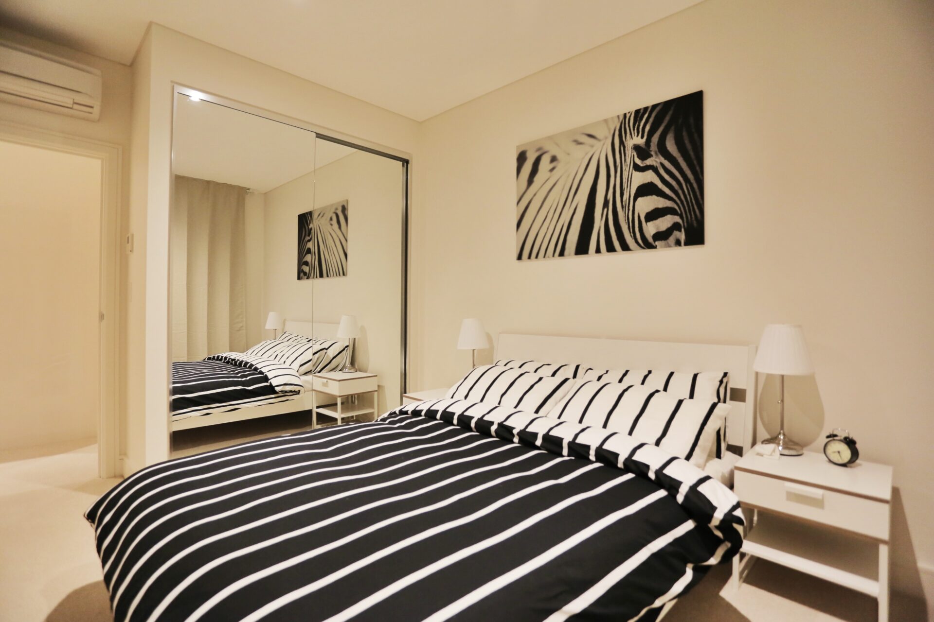 Canada Bay 1 Bedroom Nullawarra Ave CB2-Sydney short term rentals