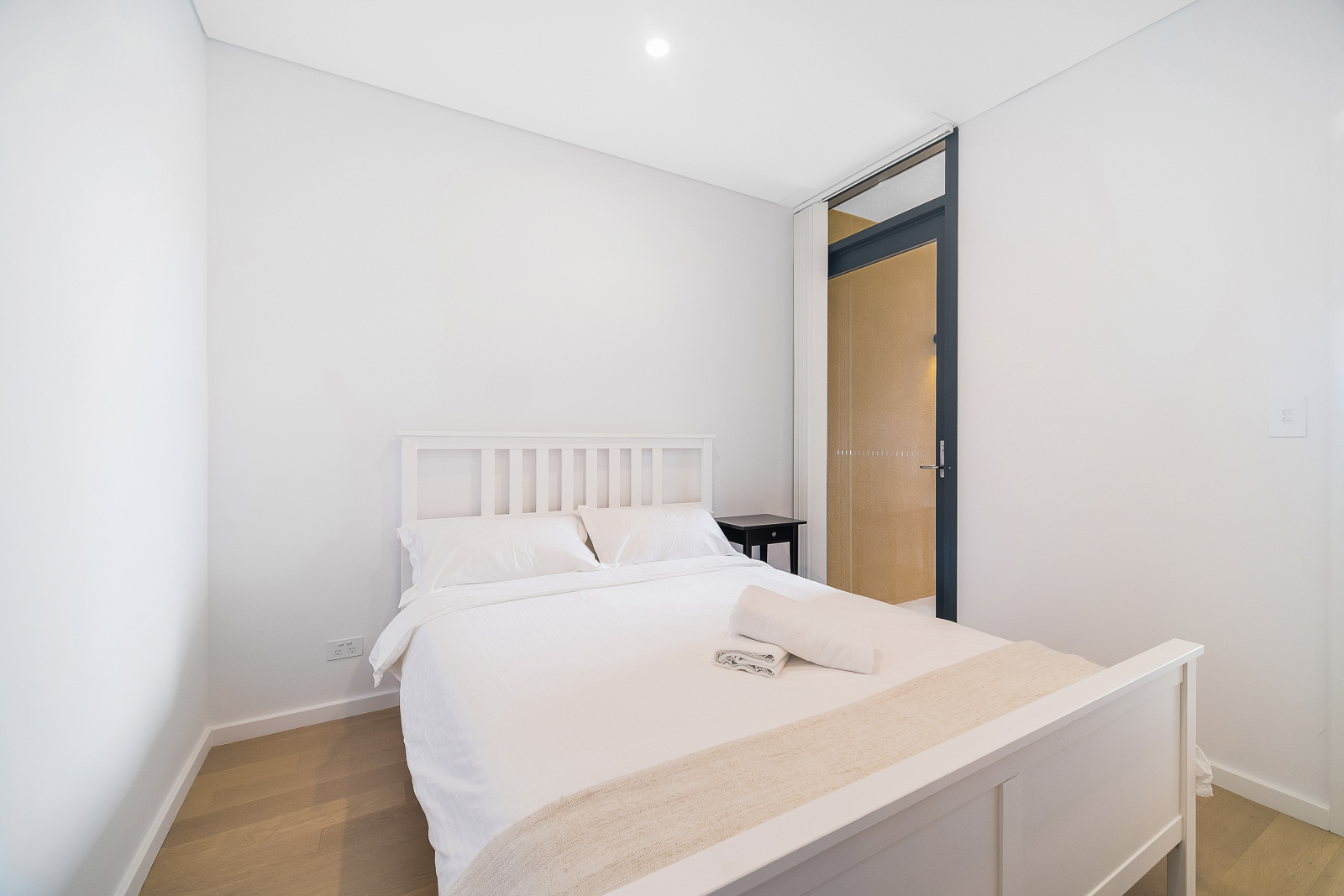 Waterloo 2 Bedroom Danks Street WAT1103-Sydney short term rentals