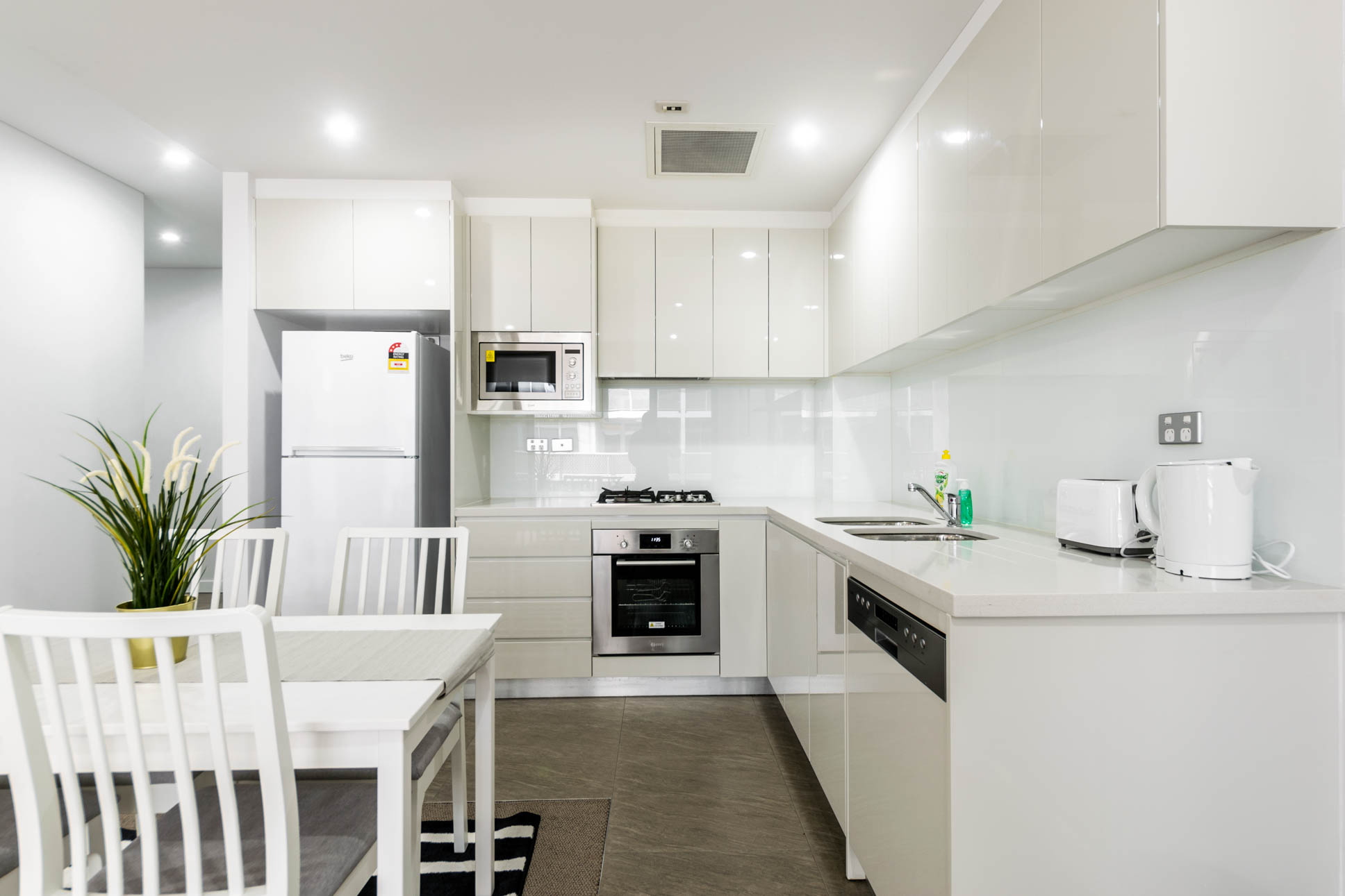 Eastwood 2 Bedroom Rowe Street EW25-Sydney short term rentals