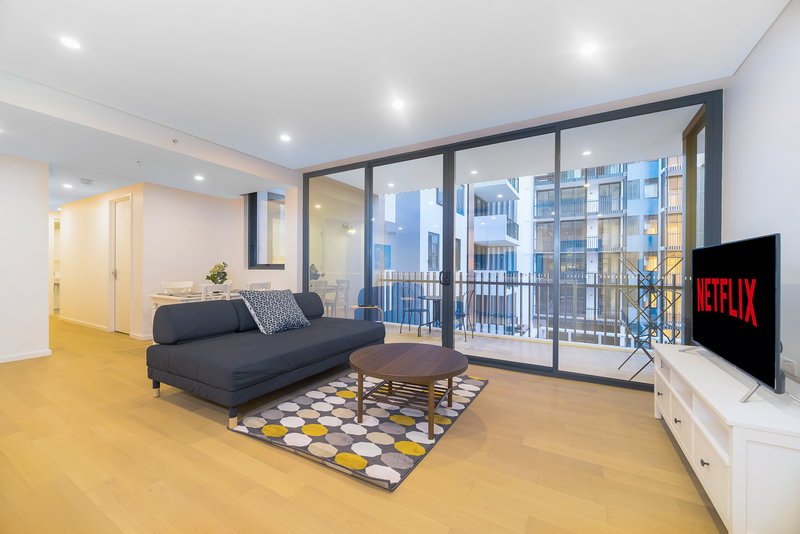 Waterloo 3 Bedroom McEvoy Street WAT309-Sydney short term rentals