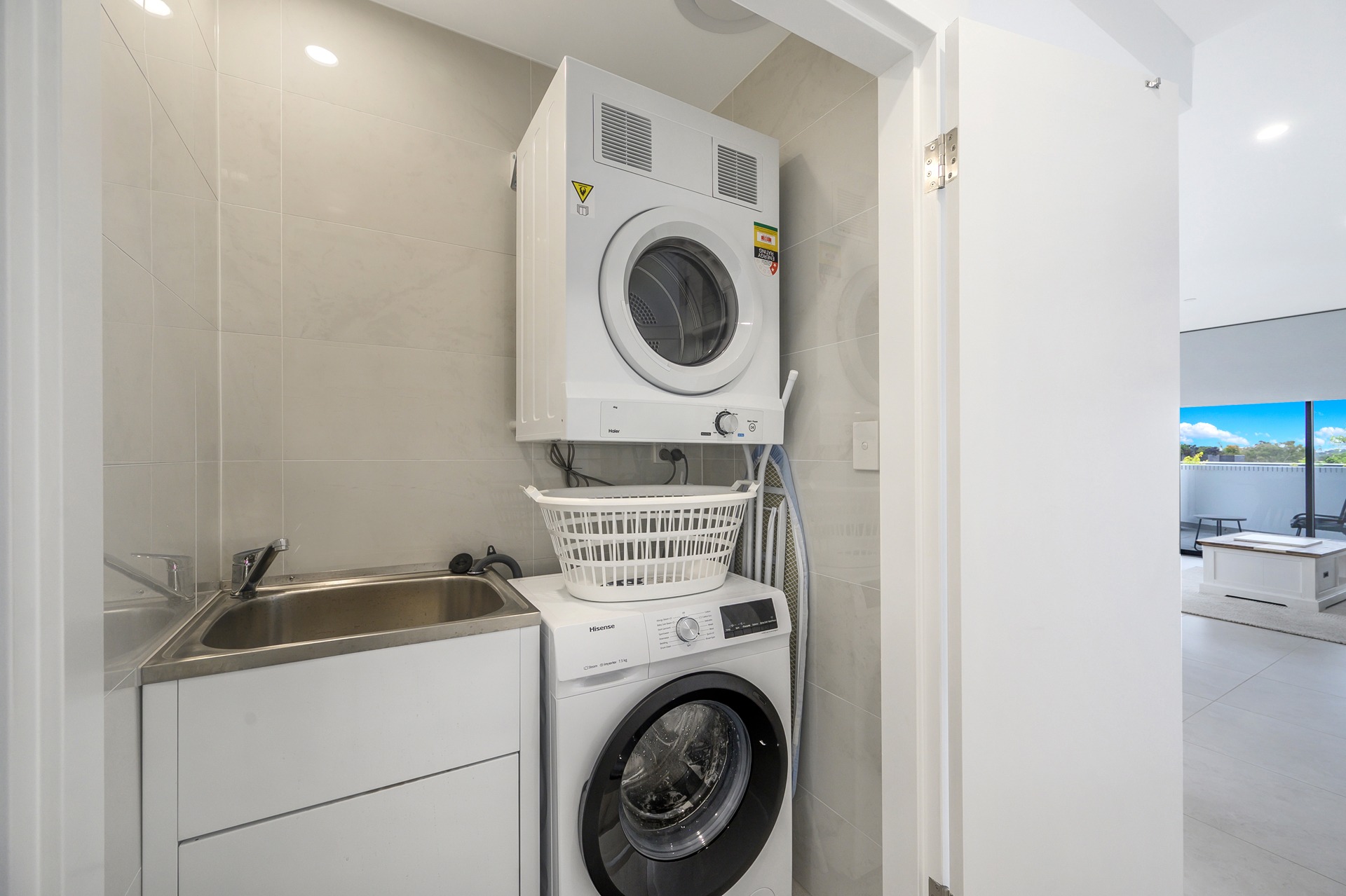 Petersham 2 Bedroom Crystal Street PSH2302-Sydney short term rentals