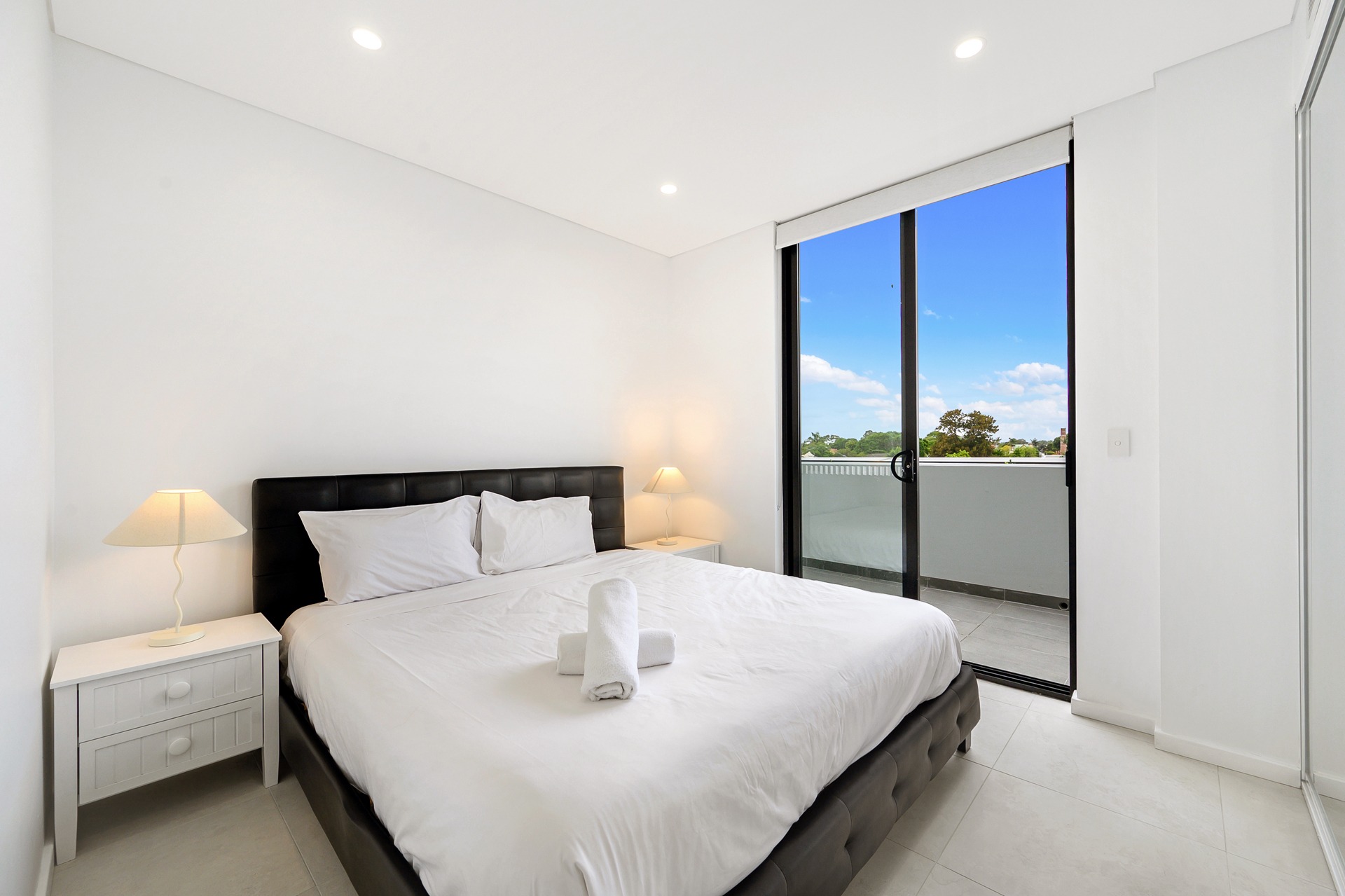 Petersham 2 Bedroom Crystal Street PSH2302-Sydney short term rentals