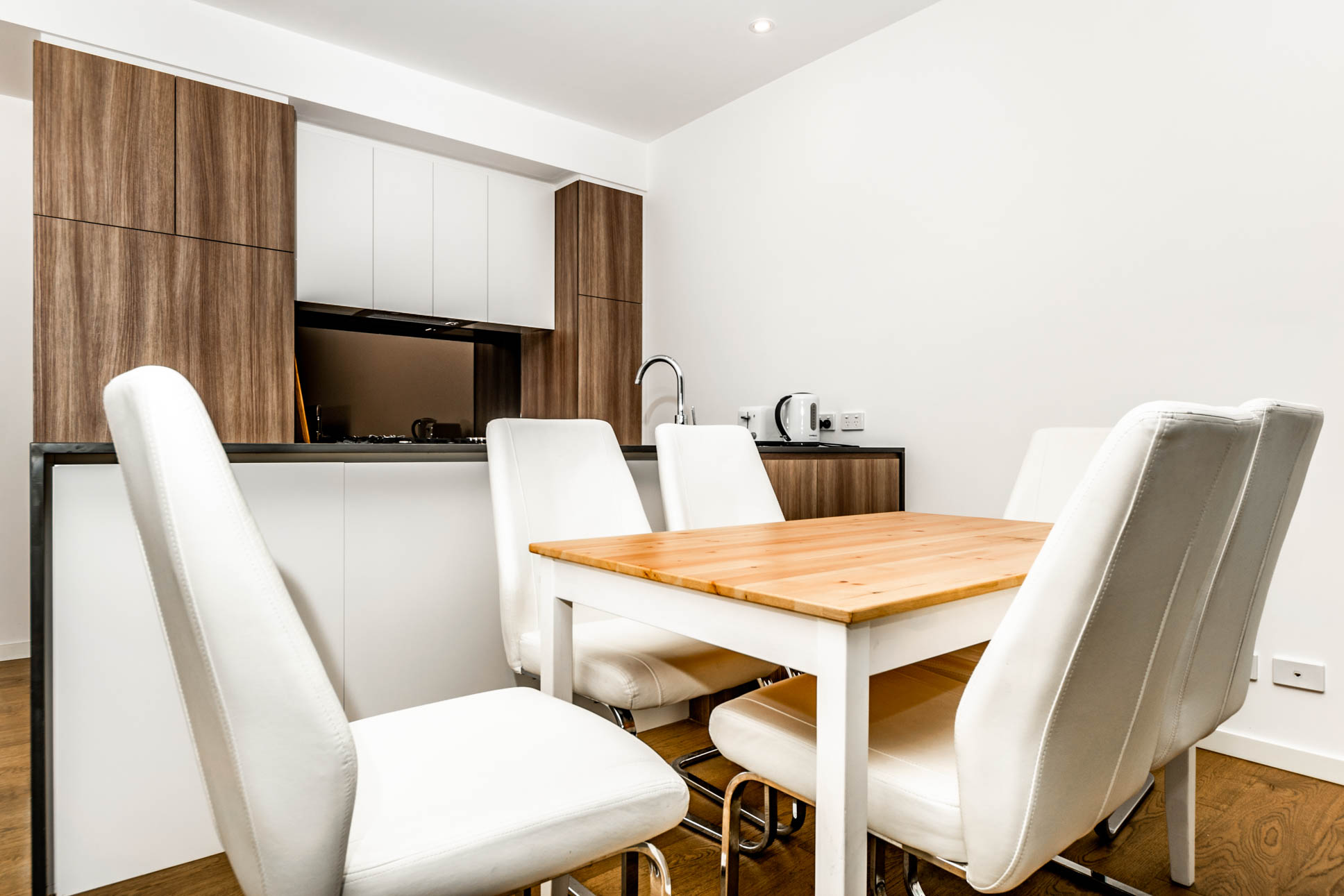 Willoughby 1 Bedroom + Study Penshurst Street WIL3-Sydney short term rentals