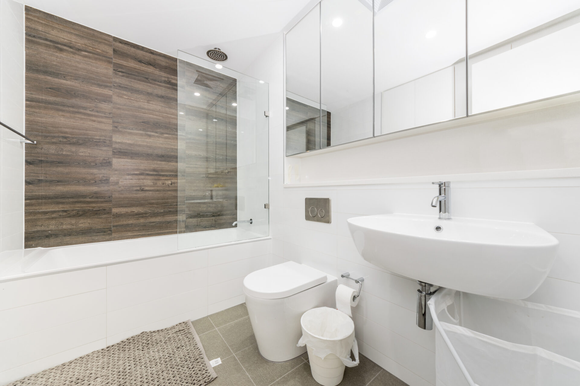Kingsford 2 Bedroom Houston Road KIN210-Sydney short term rentals