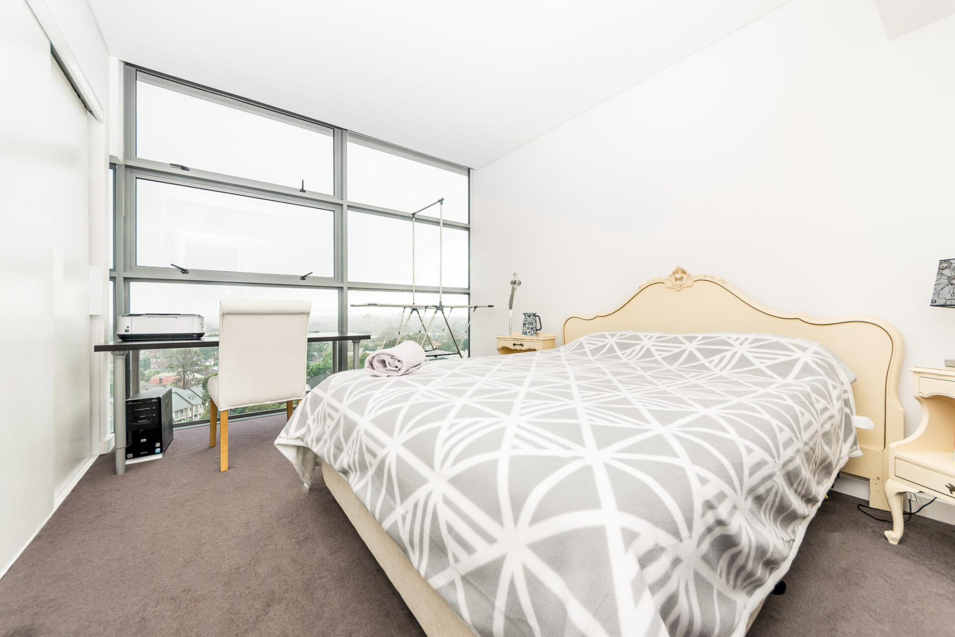St Peters 1 Bedroom Canal Road SP9-Sydney short term rentals