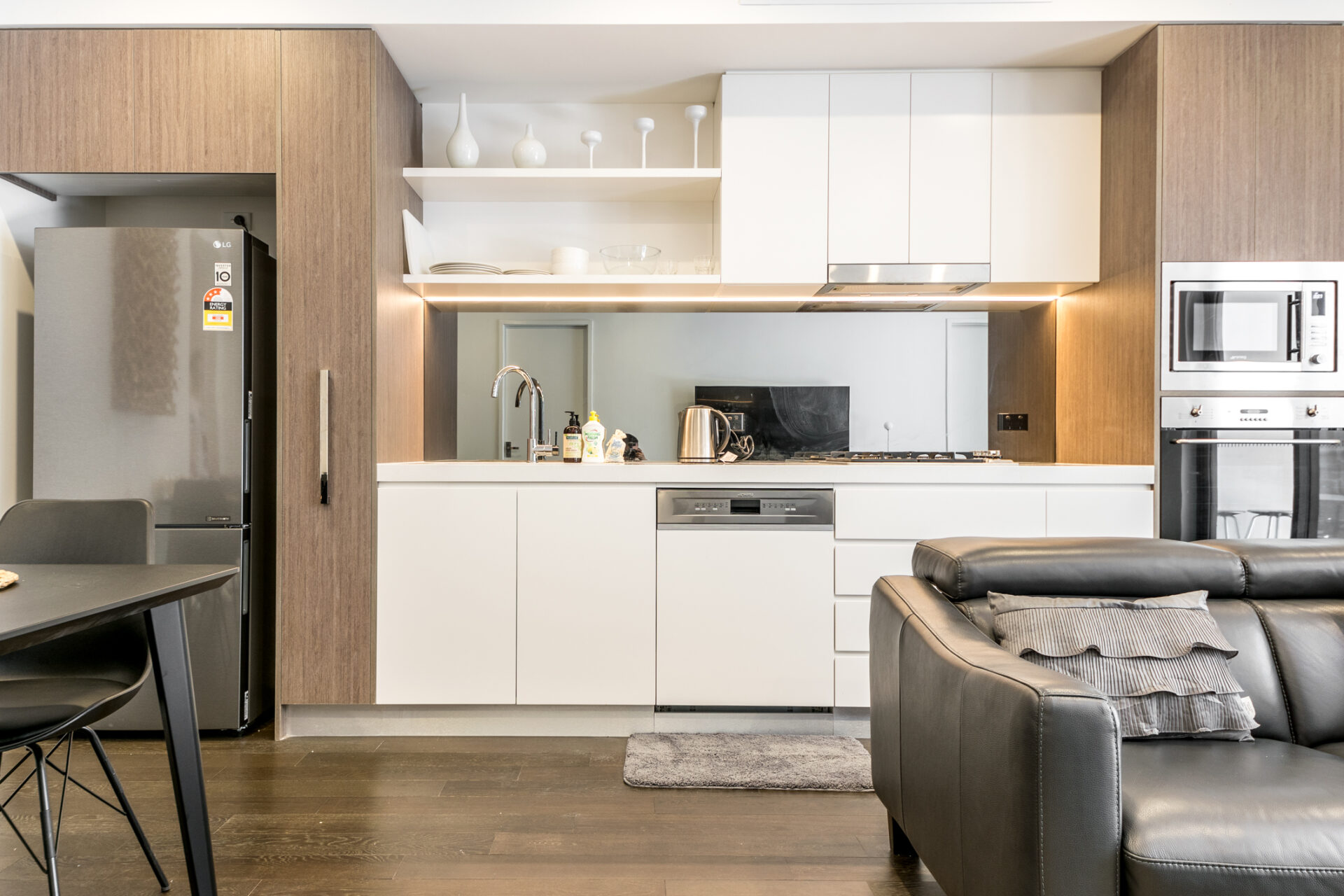 Kingsford 2 Bedroom Houston Road KIN210-Sydney short term rentals