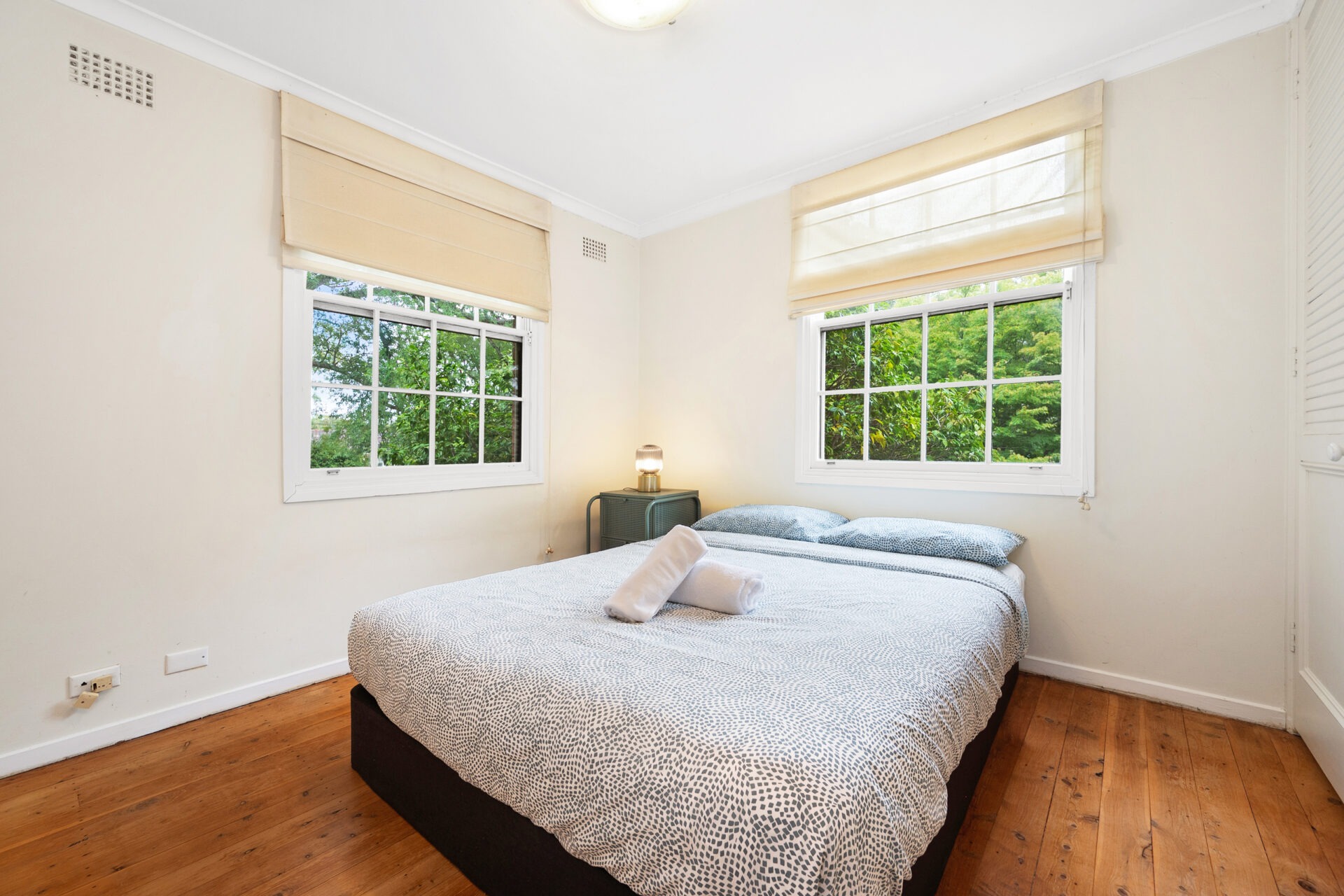 Turramurra 6 Bedroom House Eastern Road TUR22-Sydney short term rentals
