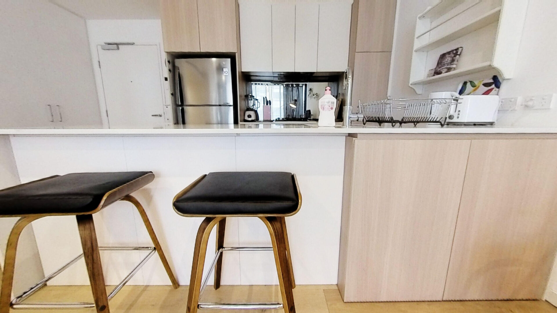 Greenwich 1 Bedroom Greenwich Road GRE1-Sydney short term rentals
