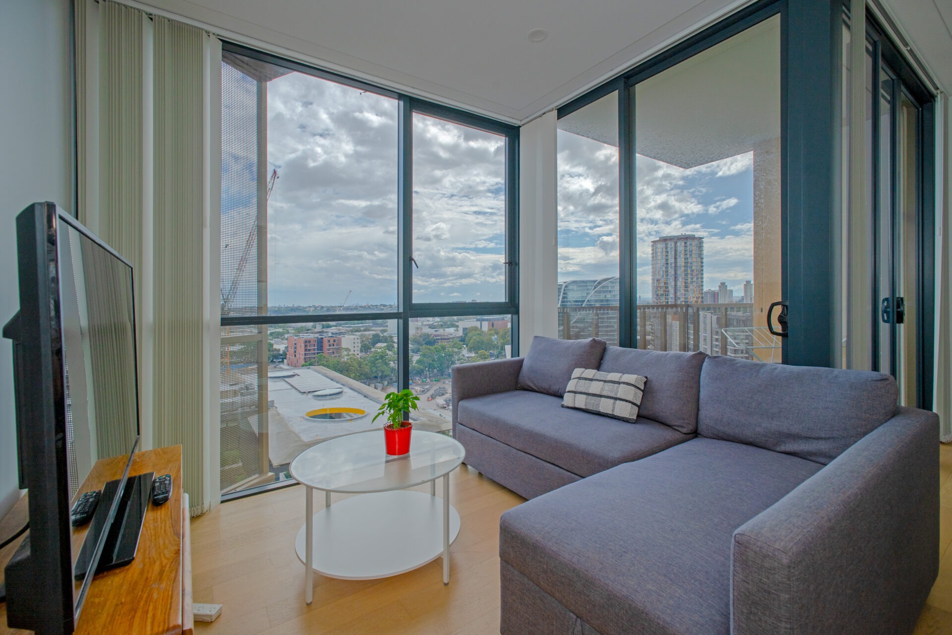 Green Square 1 Bedroom Portman Street GS1301-Sydney short term rentals