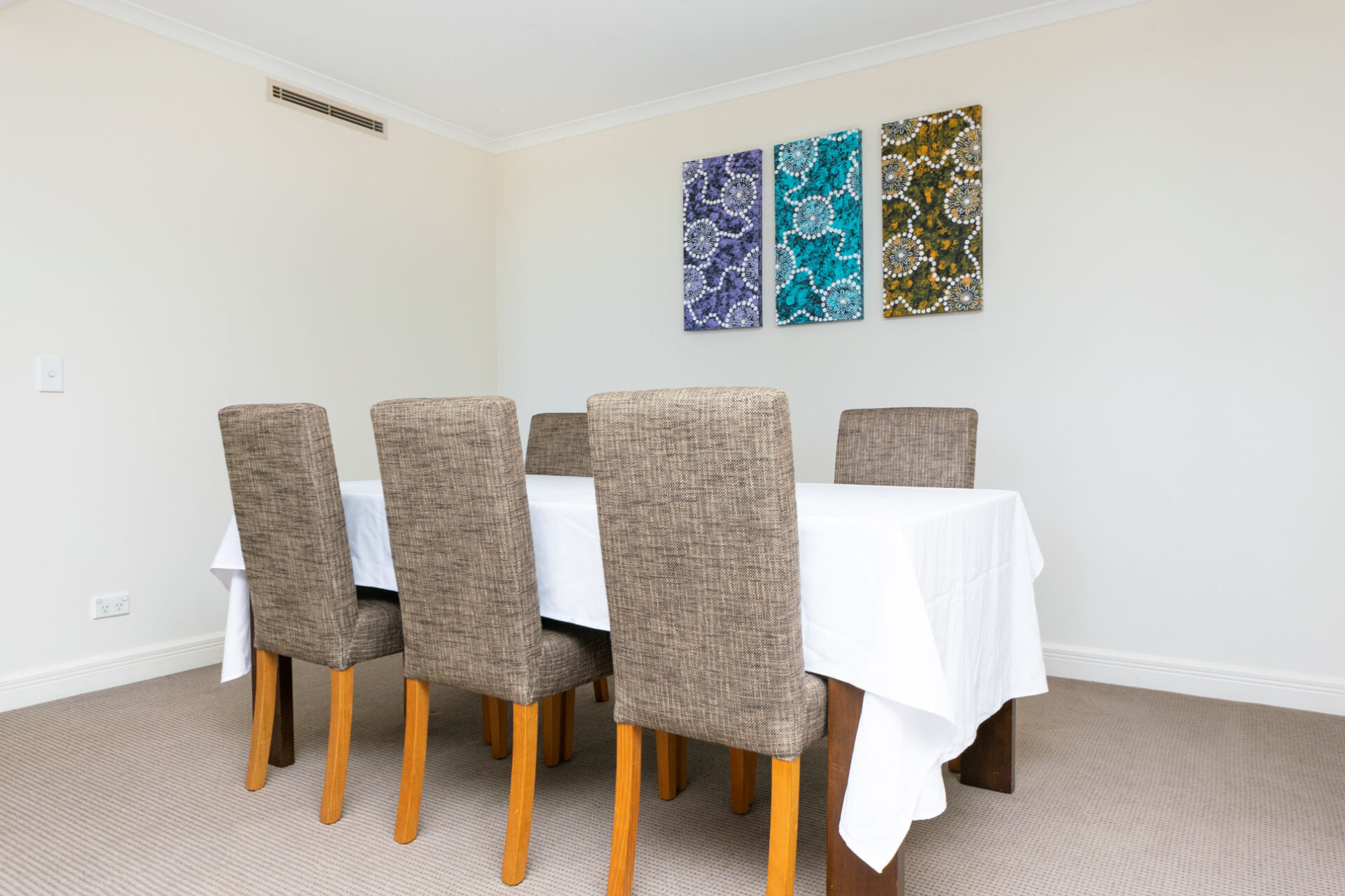 Neutral Bay 2 Bedroom Wycombe Road NB8-Sydney short term rentals