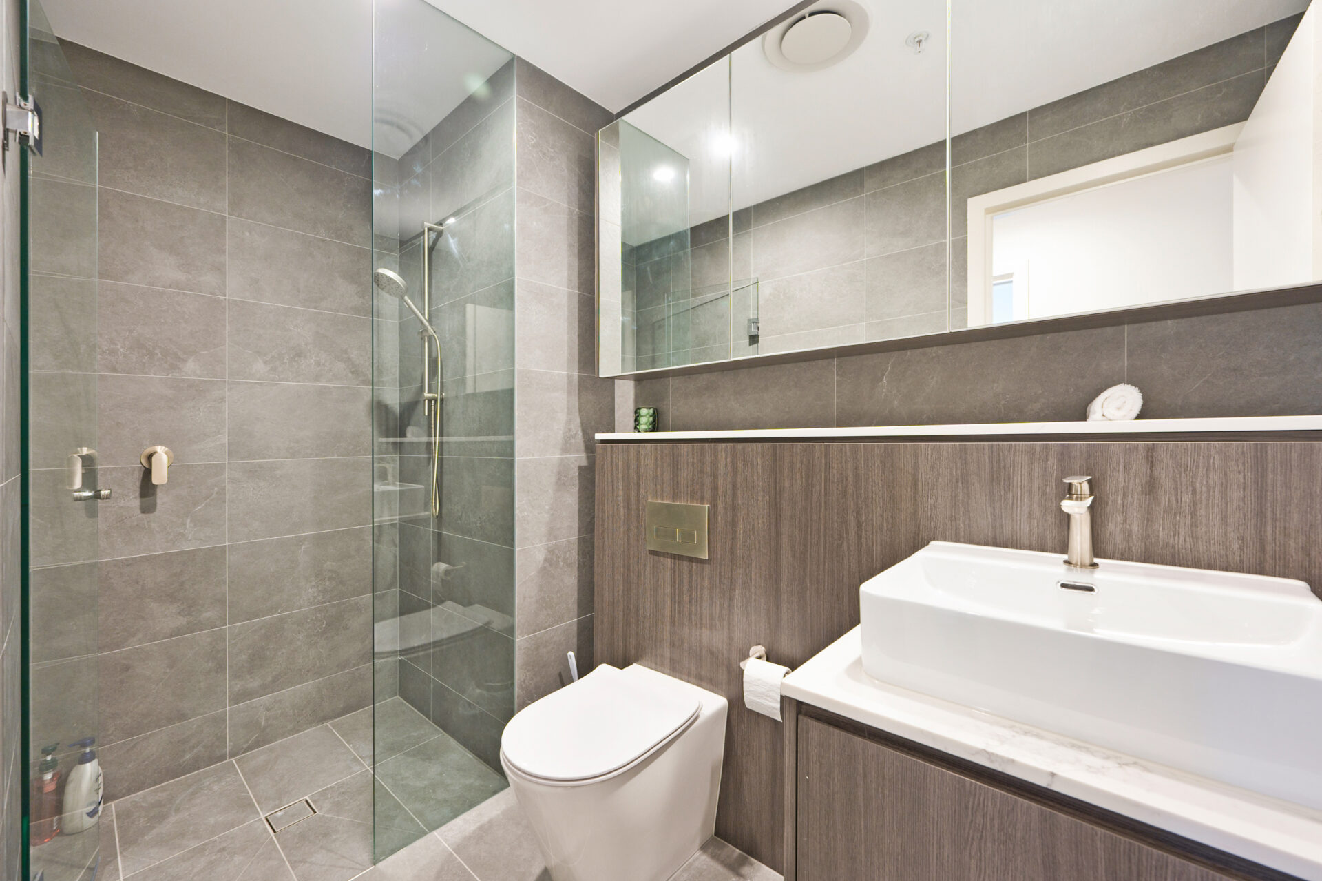 Strathfield South 2 Bedroom Dean Street SS245-Sydney short term rentals