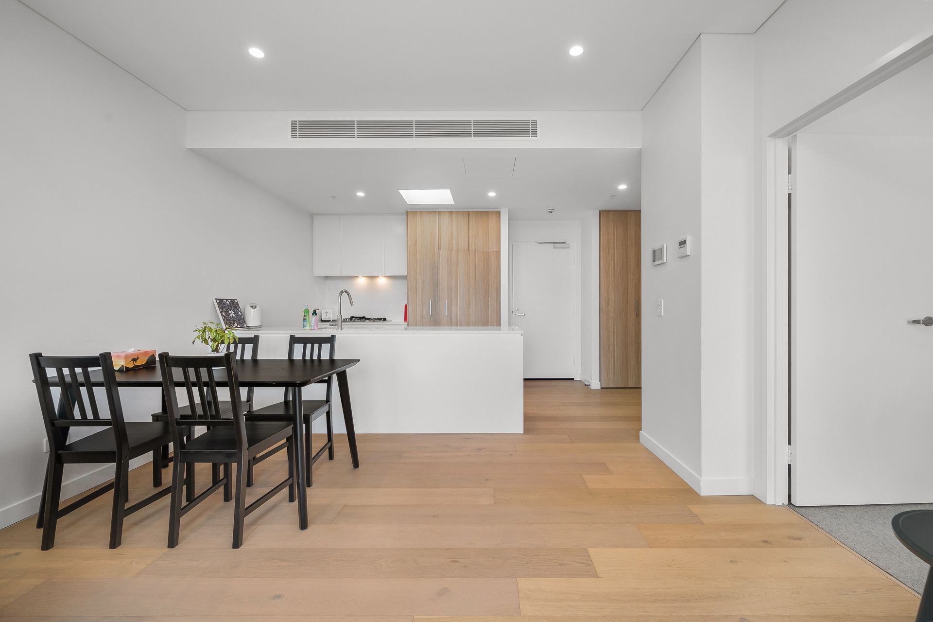 Lindfield 1 Bedroom Tryon Road LIN1606-Sydney short term rentals