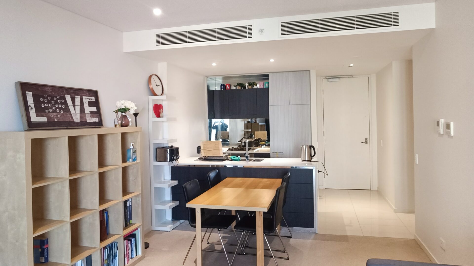 Kirribilli 2 Bedroom Carabella Street KR2810 -Sydney short term rentals