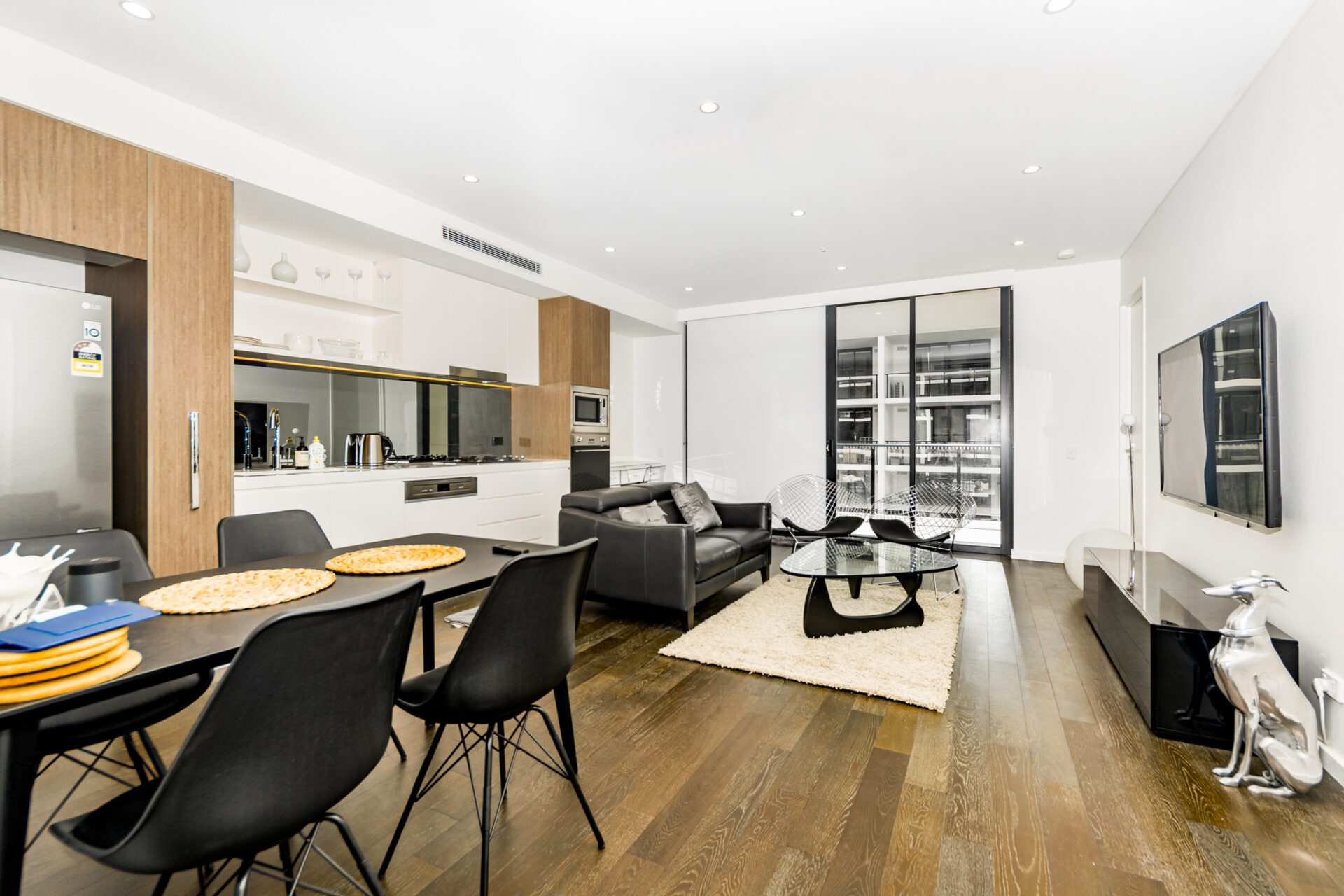 Kingsford 2 Bedroom Houston Road KIN210-Sydney short term rentals
