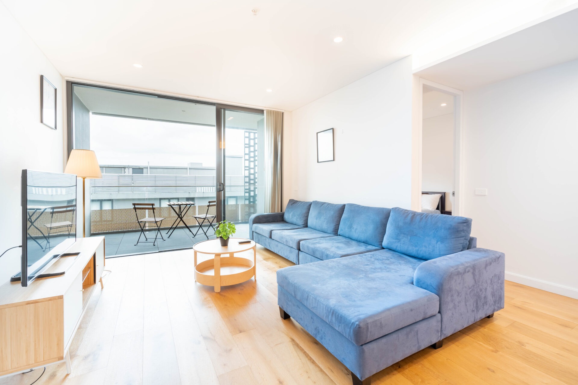 McMahons Point 1 Bedroom Blues Point Road MP165 -Sydney short term rentals