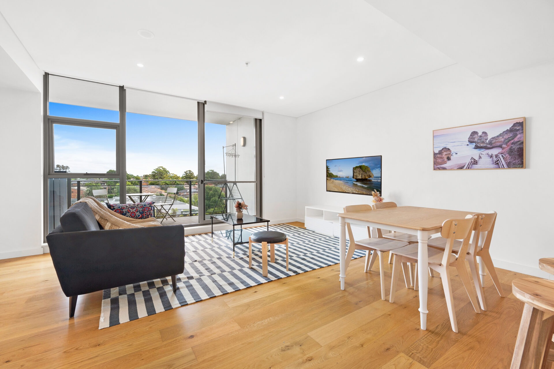 Ryde 2 Bedroom Parkes Street RY273-Sydney short term rentals