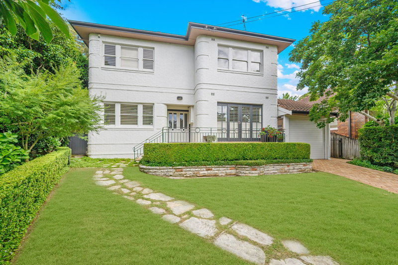 Roseville 5 Bedroom House Allison Avenue ROS53-Sydney short term rentals