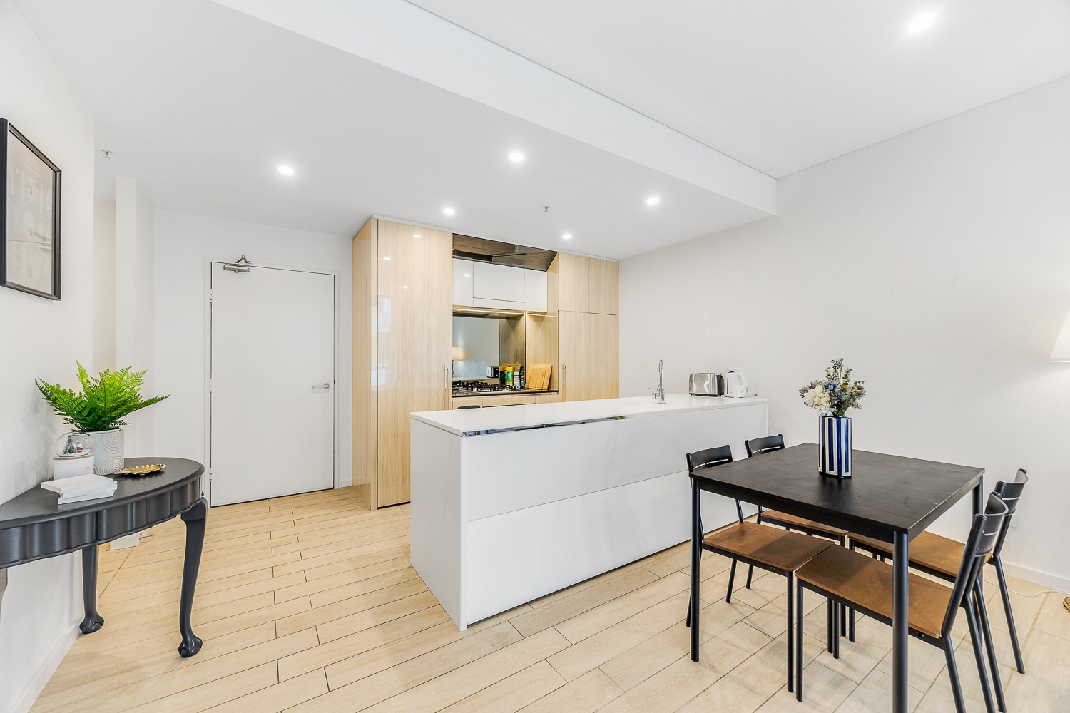 Newington 2 Bed Avenue of Europe NEW2728-Sydney short term rentals