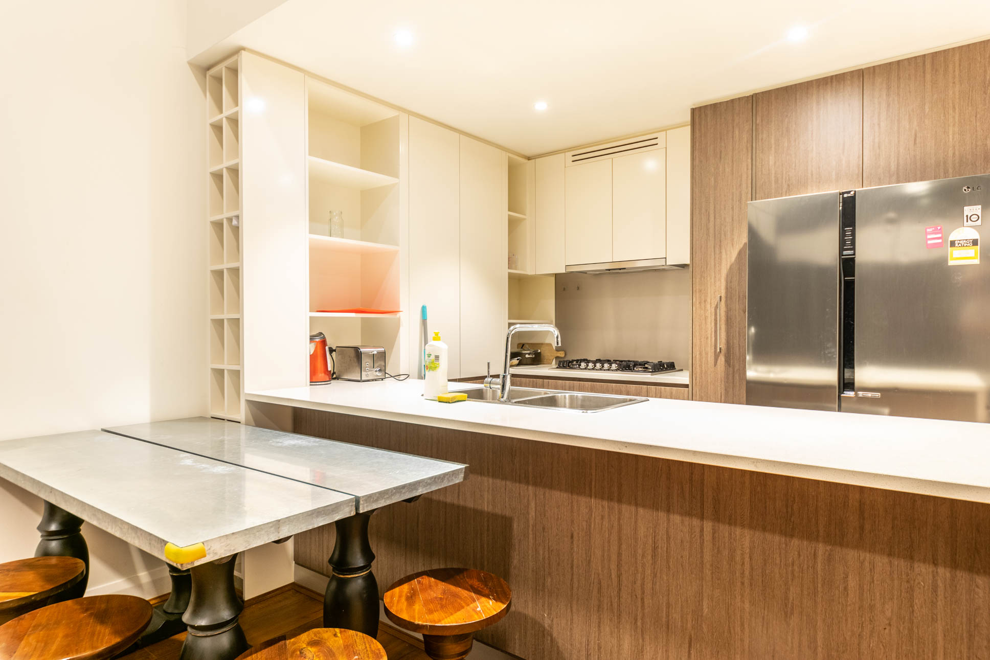Carlton 2 Bedroom Railway Parade CAR64-Sydney short term rentals