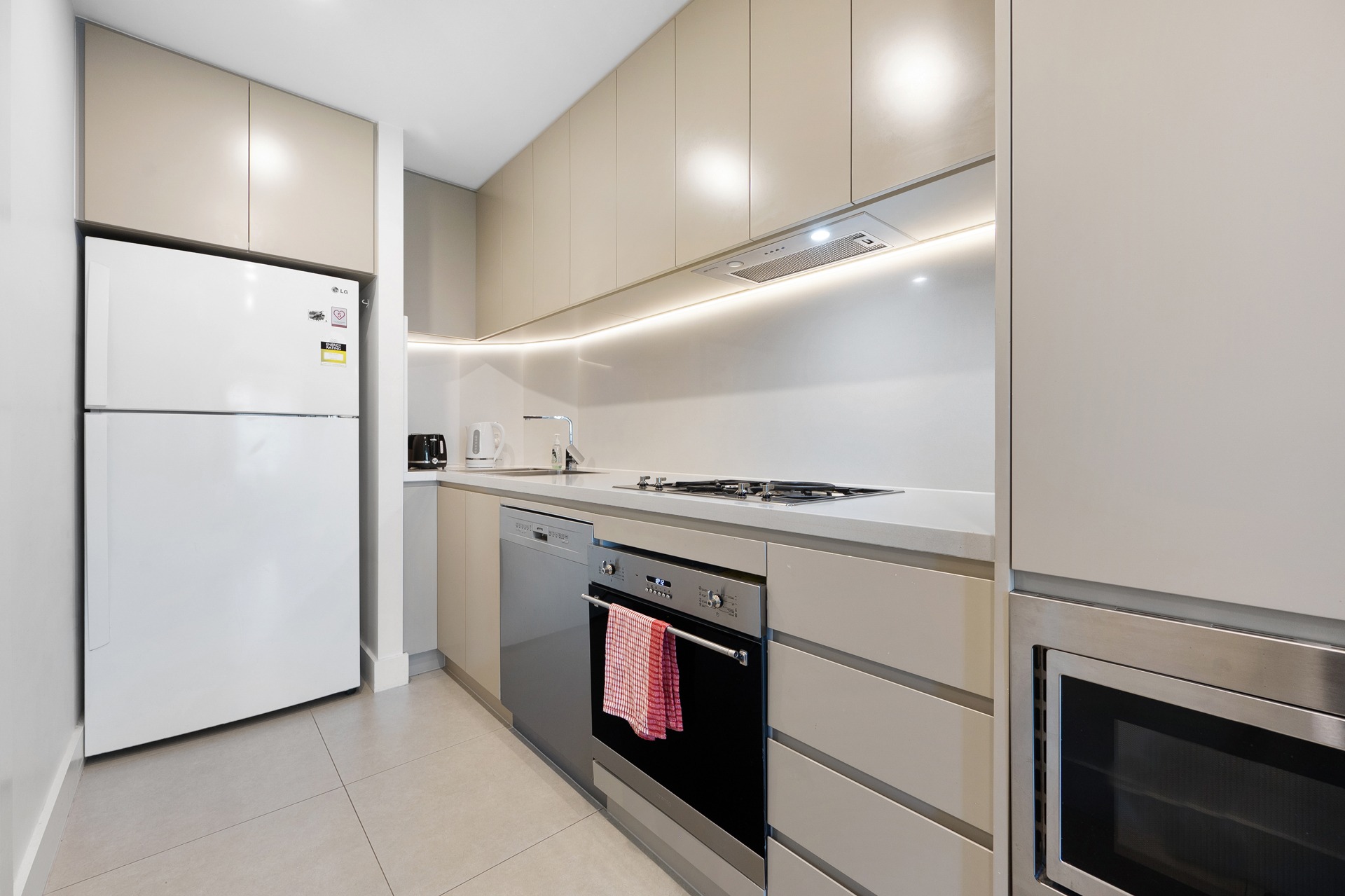 Pyrmont 1 Bedroom Harris Street PYR149-Sydney short term rentals