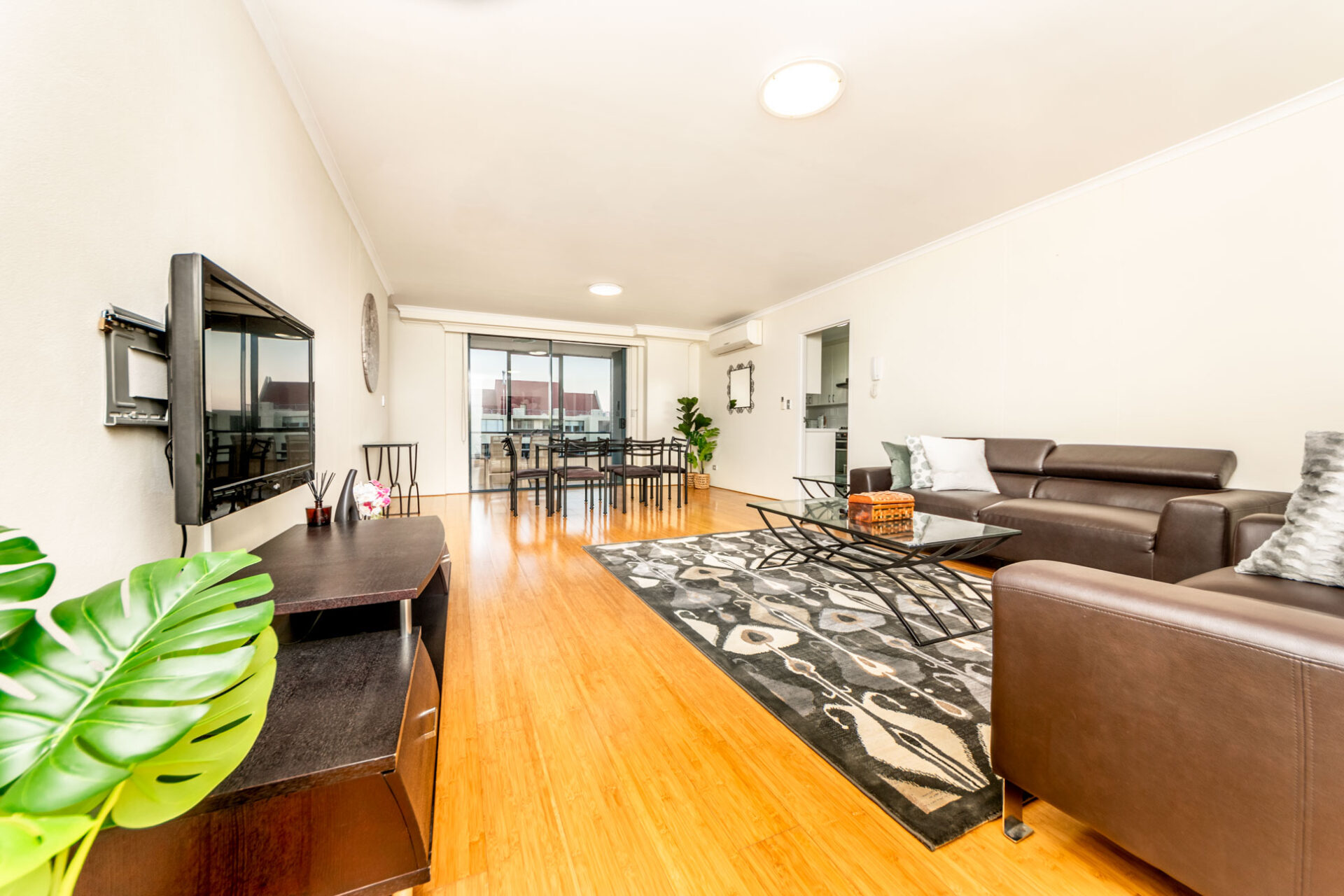 Meadowbank 2 Bedroom See Street MB48-Sydney short term rentals
