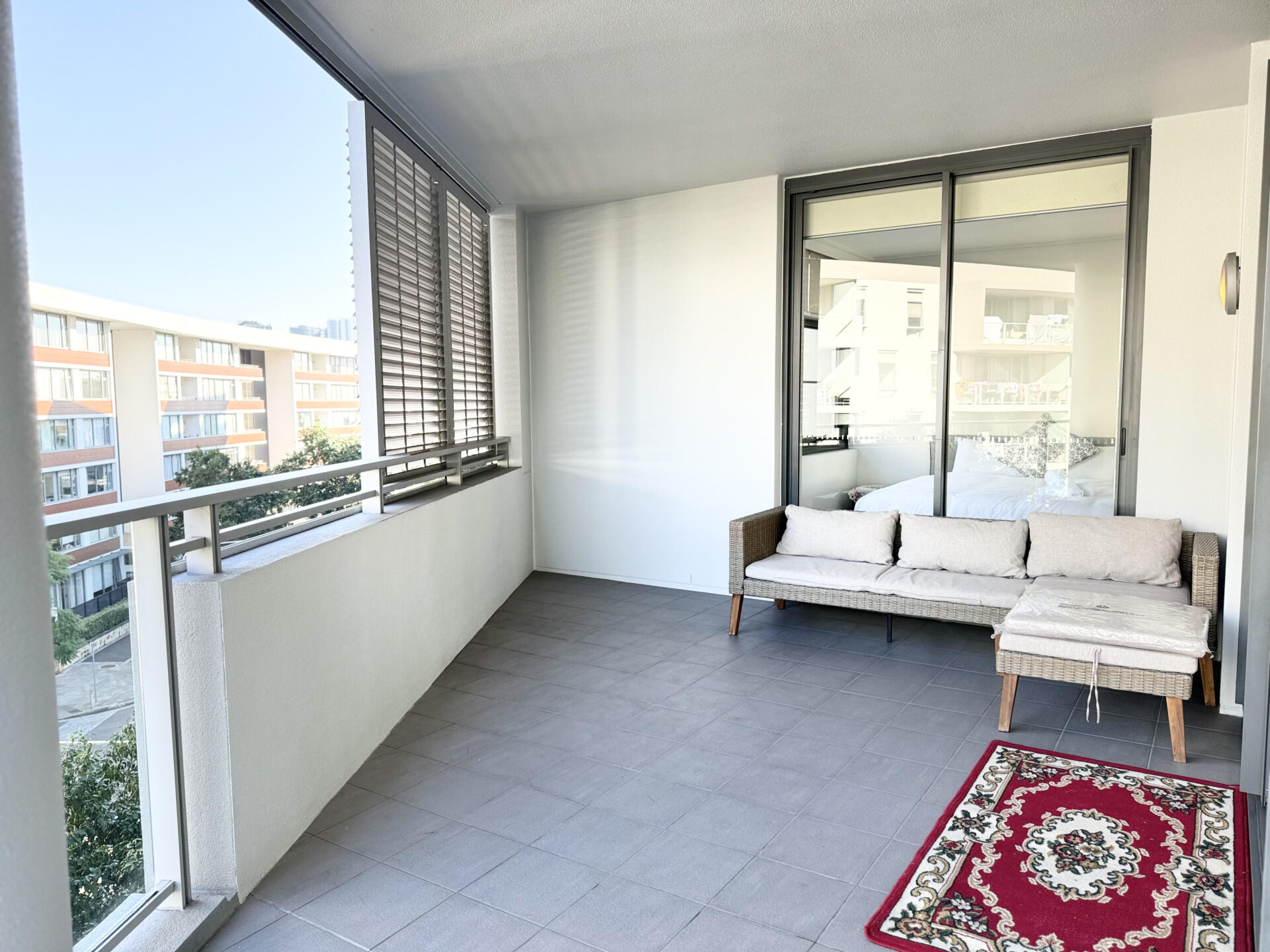 Concord 2 Bedroom Majors Bay Drive CON241-Sydney short term rentals