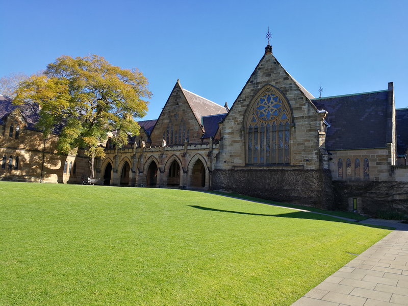 Sydney Uni-Rain Starhollow