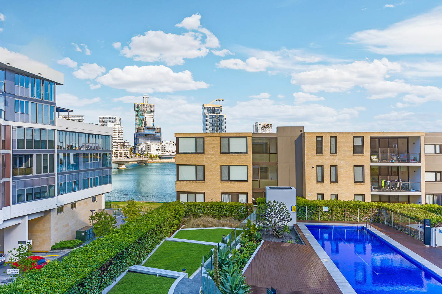Meadowbank 1 Bedroom Bay Drive ME147-Sydney short term rentals