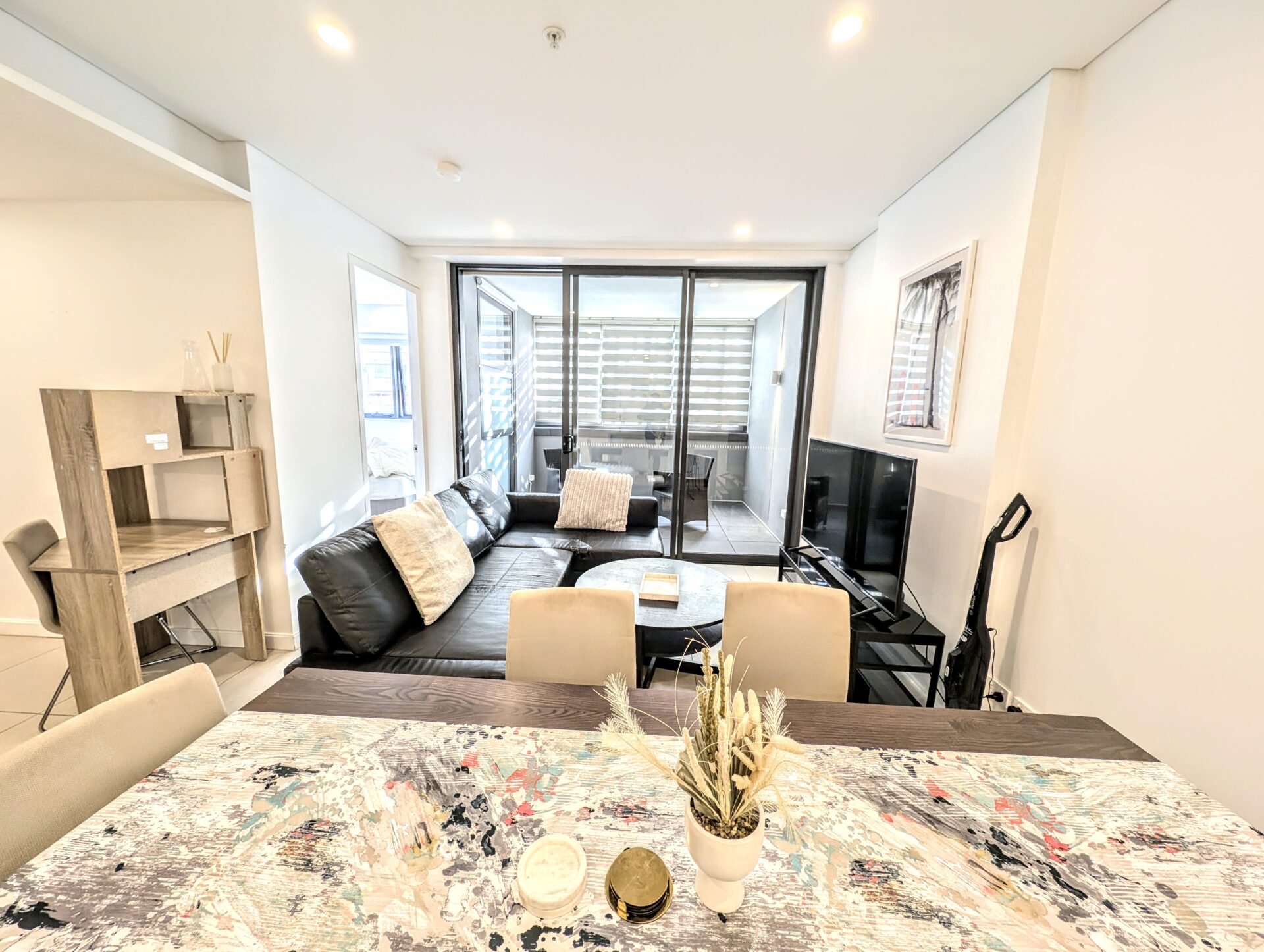 St Leonards 1 Bedroom Christie Street SL1102-Sydney short term rentals