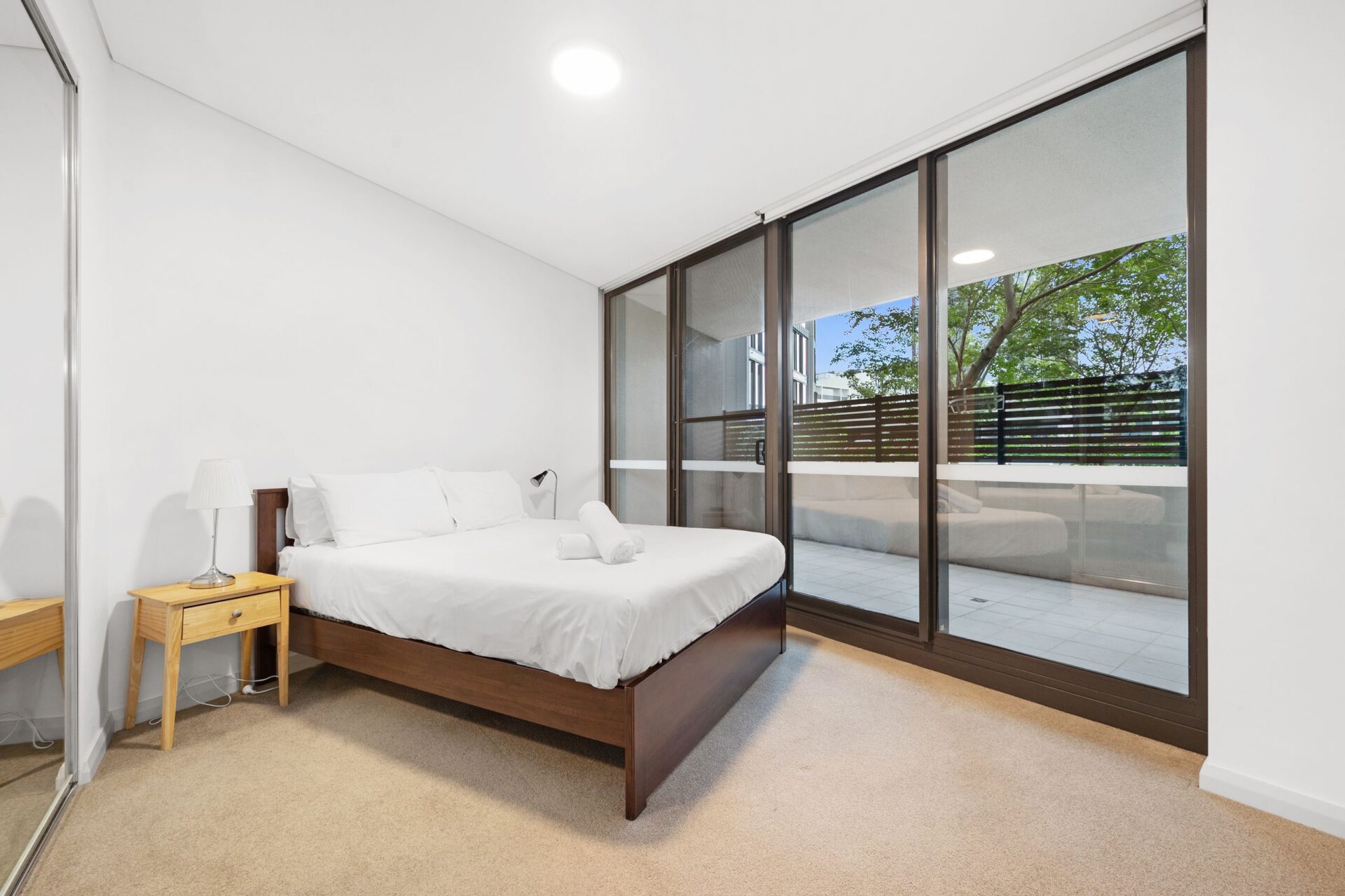 Meadowbank 1 Bed Bank Street ME175-Sydney short term rentals