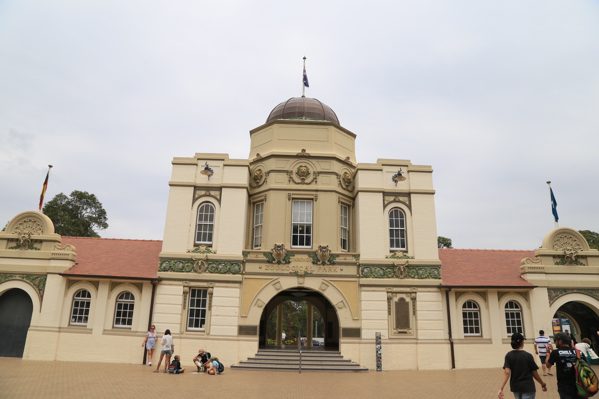 Taronga Zoo-Echo Stormcliff