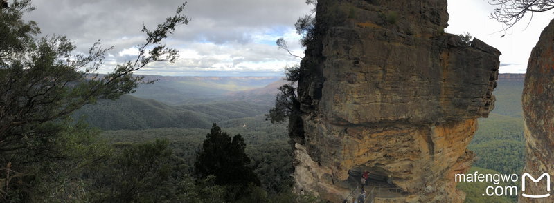 Blue Mountains-Ivy Hendricks