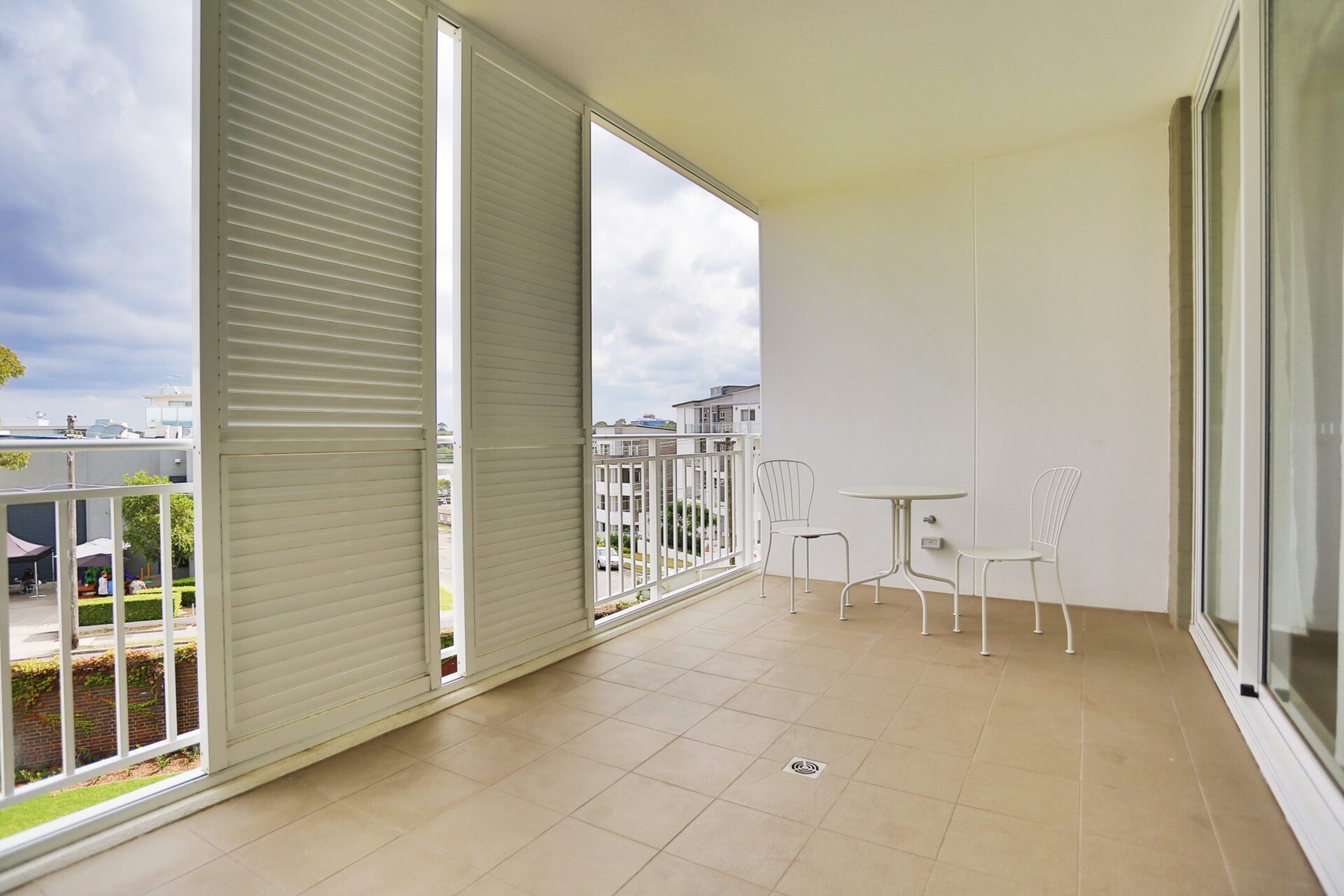 Canada Bay 1 Bedroom Nullawarra Ave CB2-Sydney short term rentals